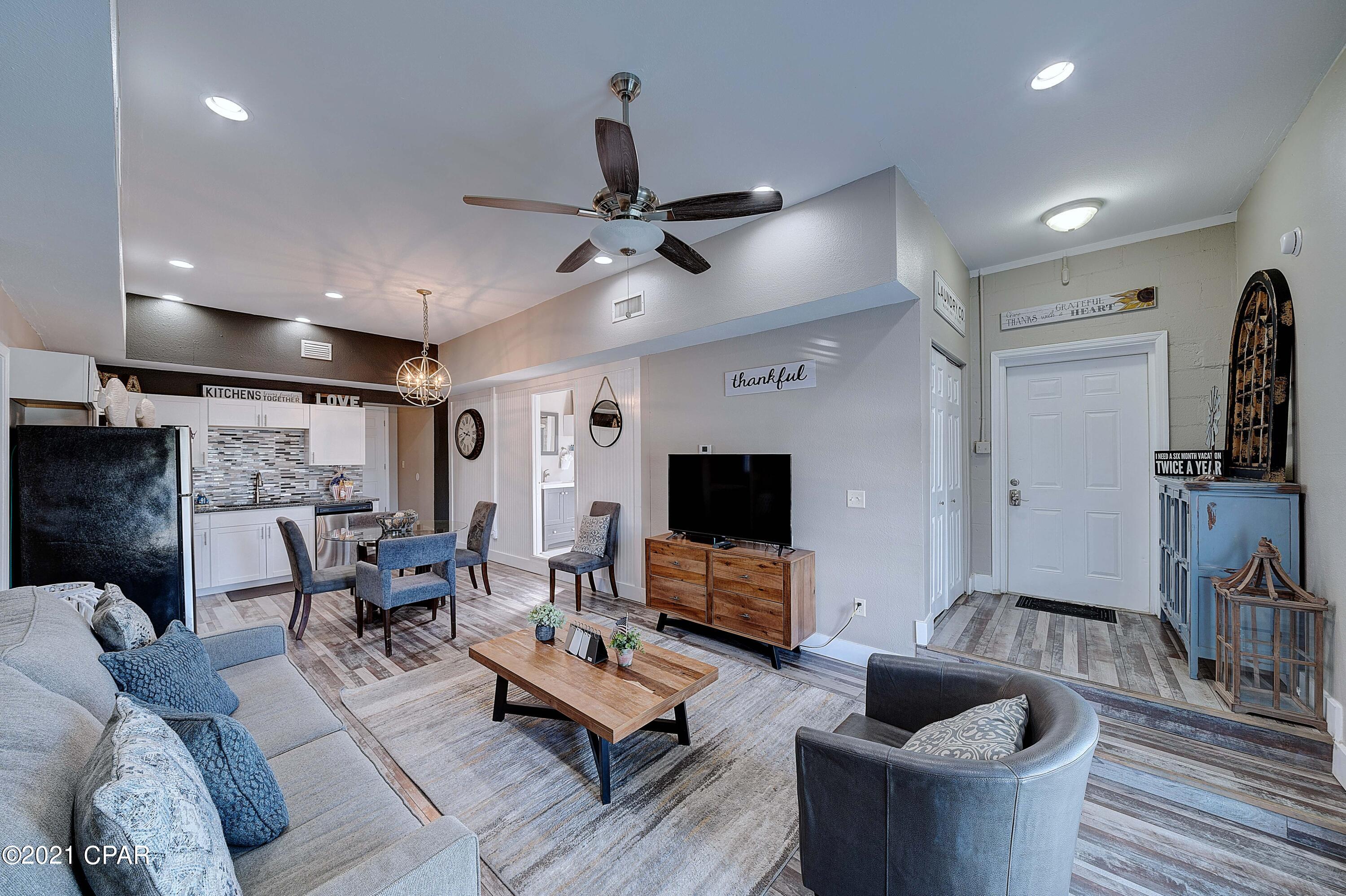 Laguna Beach Estates 5th Add - Residential