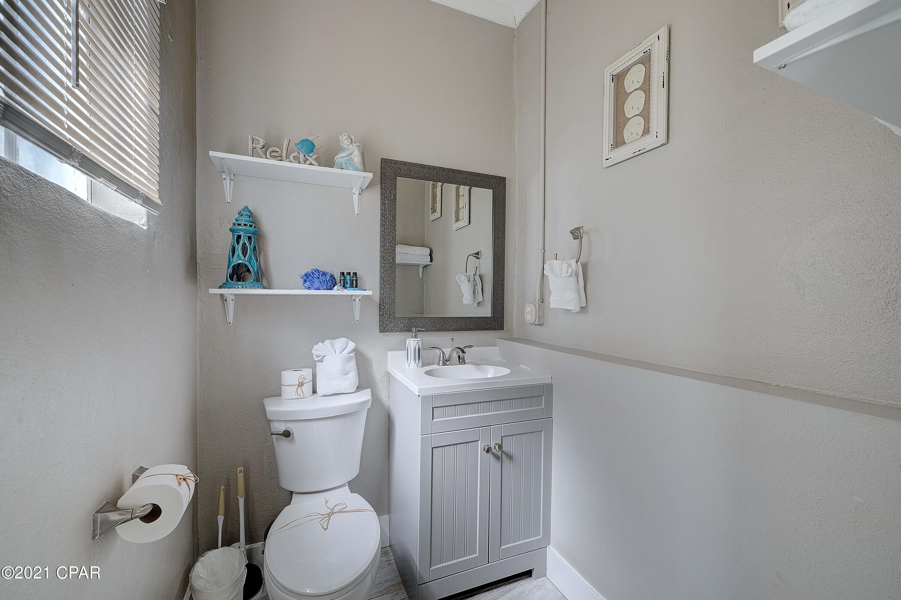 Laguna Beach Estates 5th Add - Residential