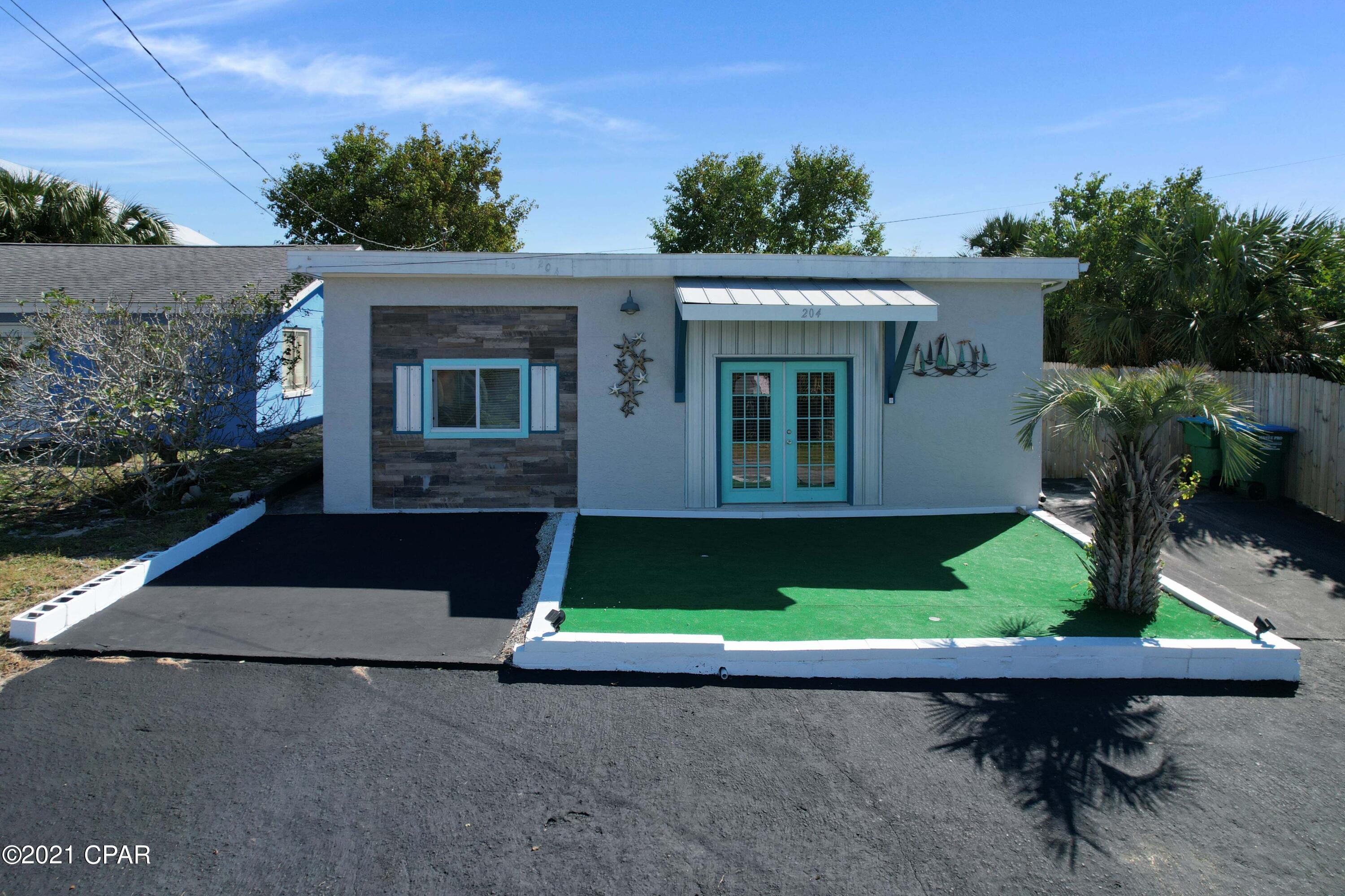 Laguna Beach Estates 5th Add - Residential