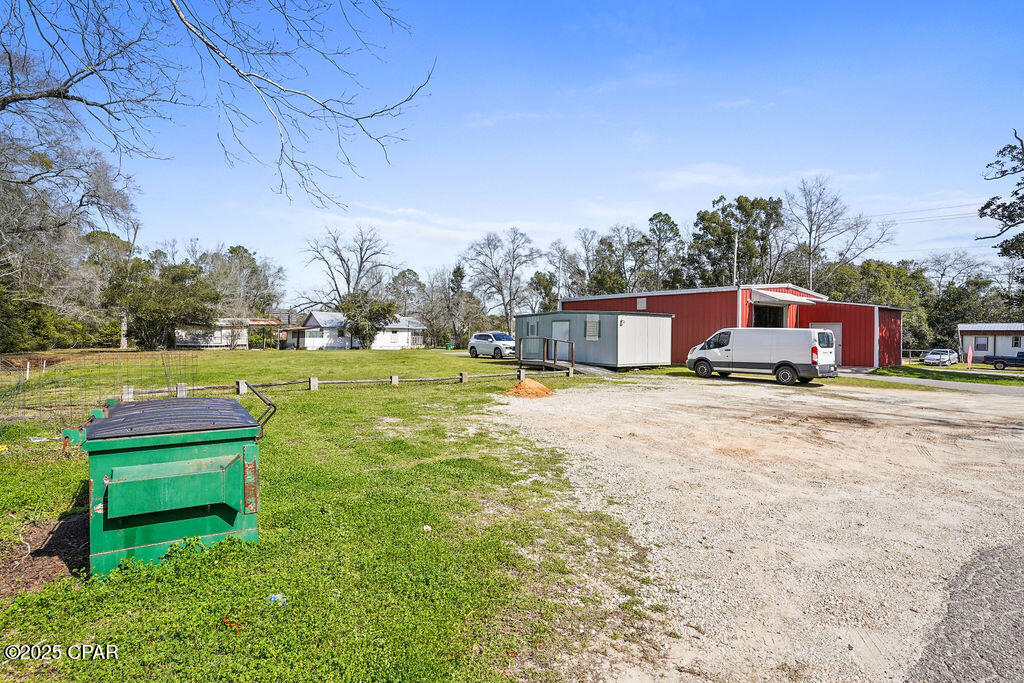 Graceville - Commercial Sale