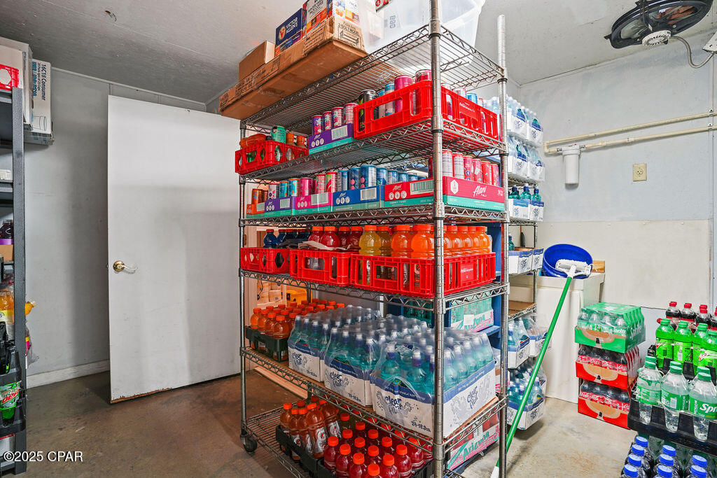 Graceville - Commercial Sale