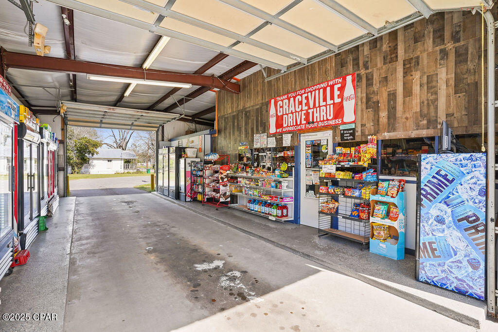 Graceville - Commercial Sale