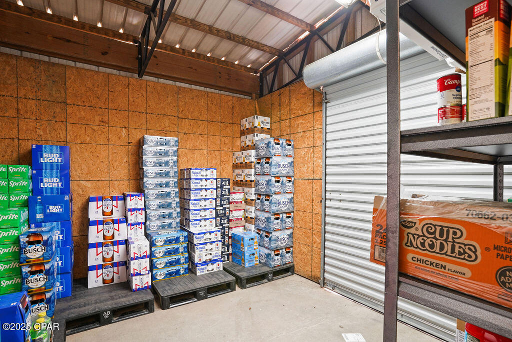 Graceville - Commercial Sale