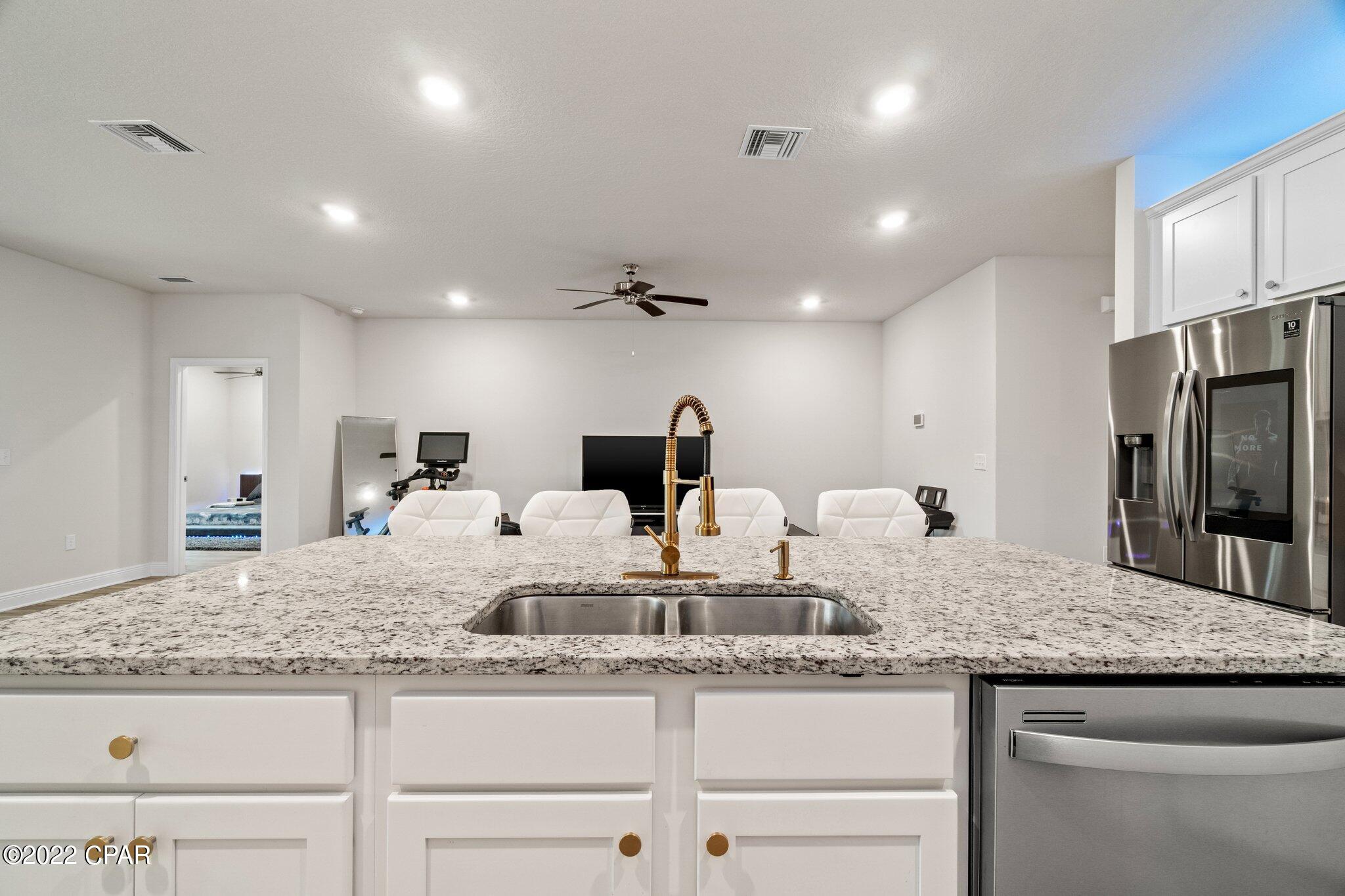 Emerald Cove Villas - Residential