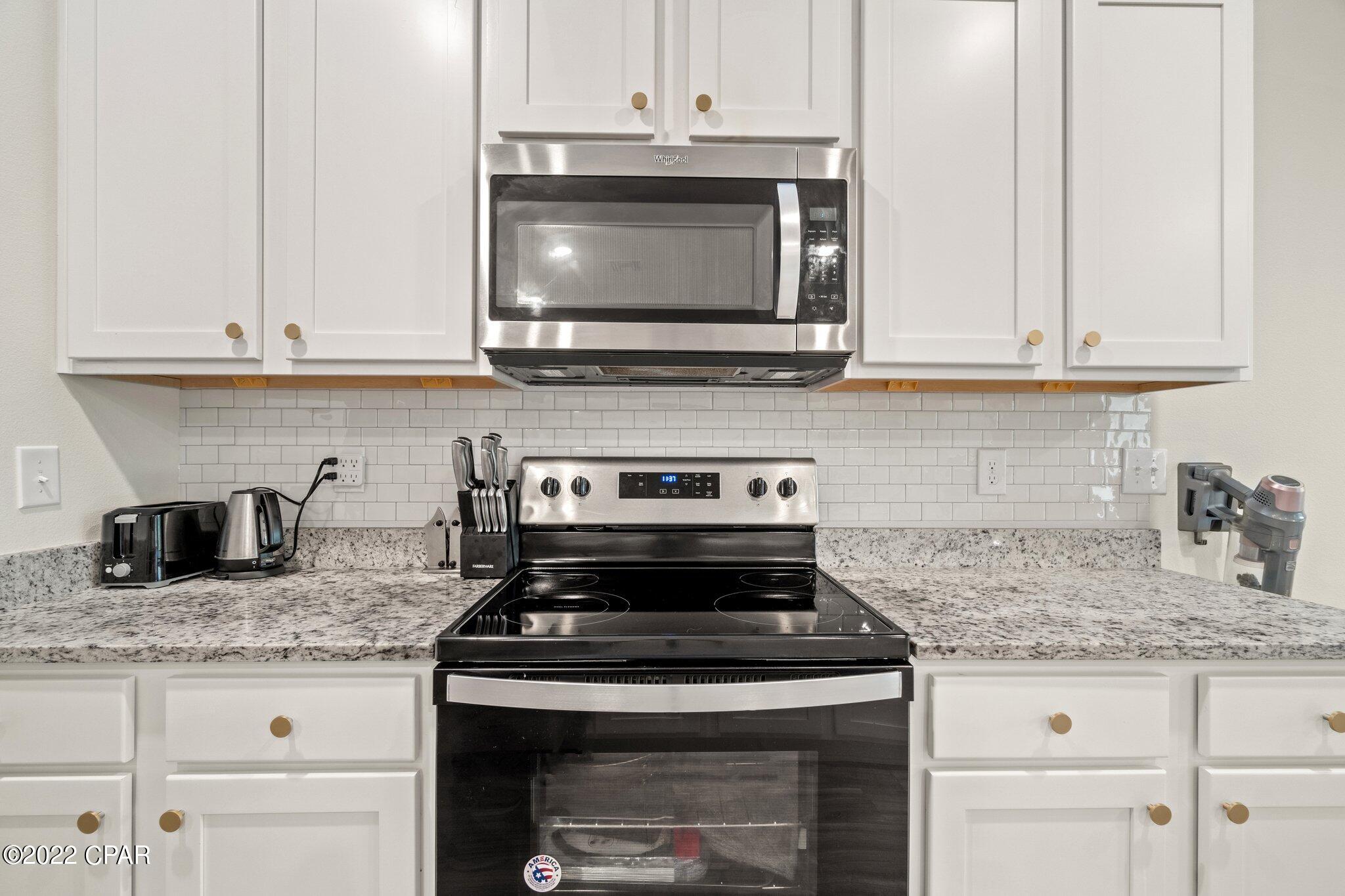 Emerald Cove Villas - Residential