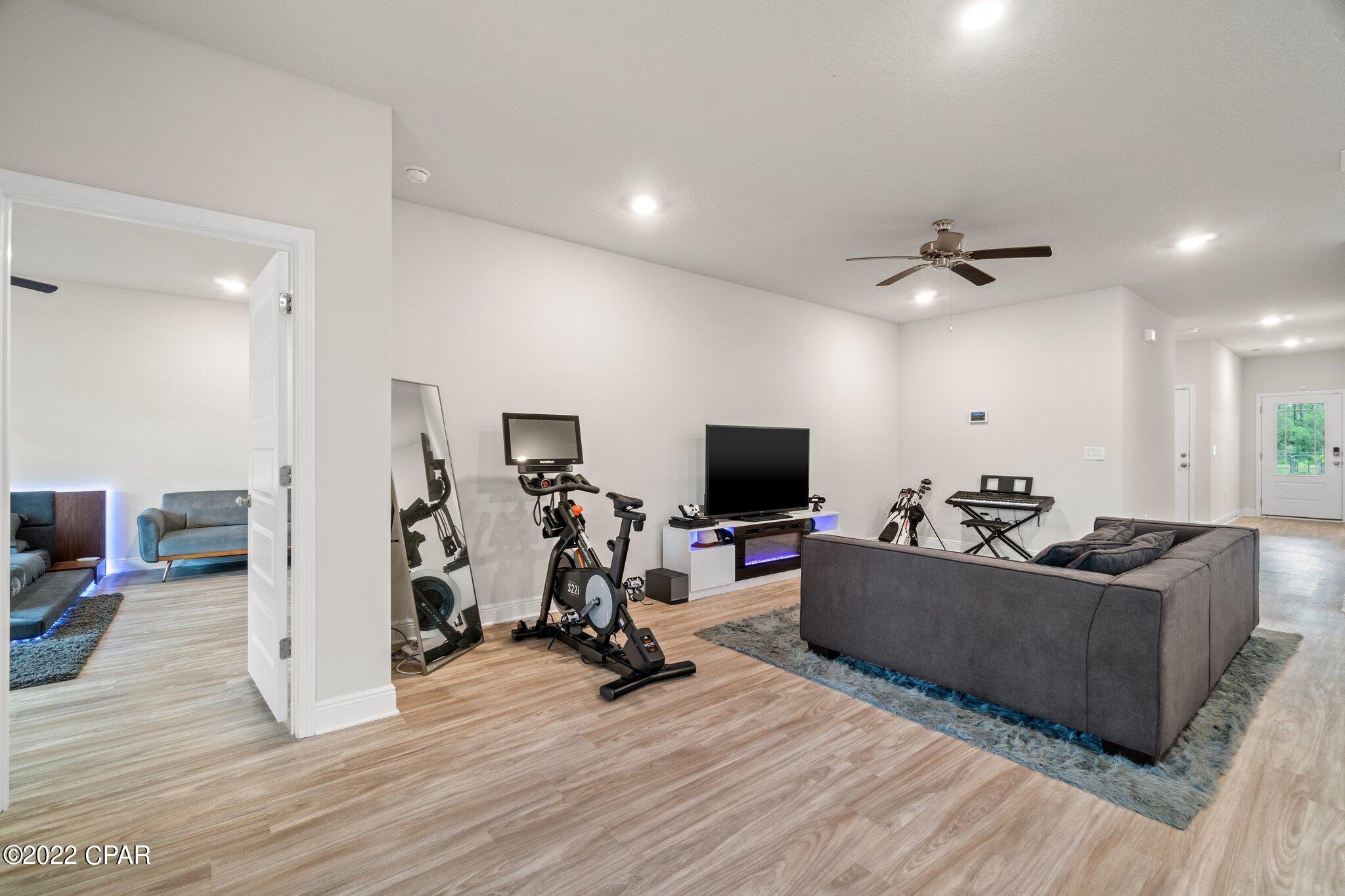 Emerald Cove Villas - Residential