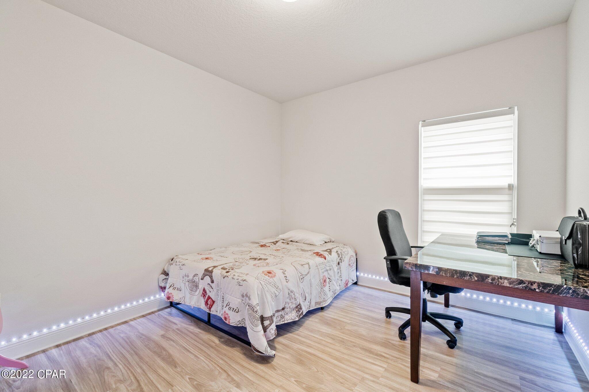 Emerald Cove Villas - Residential