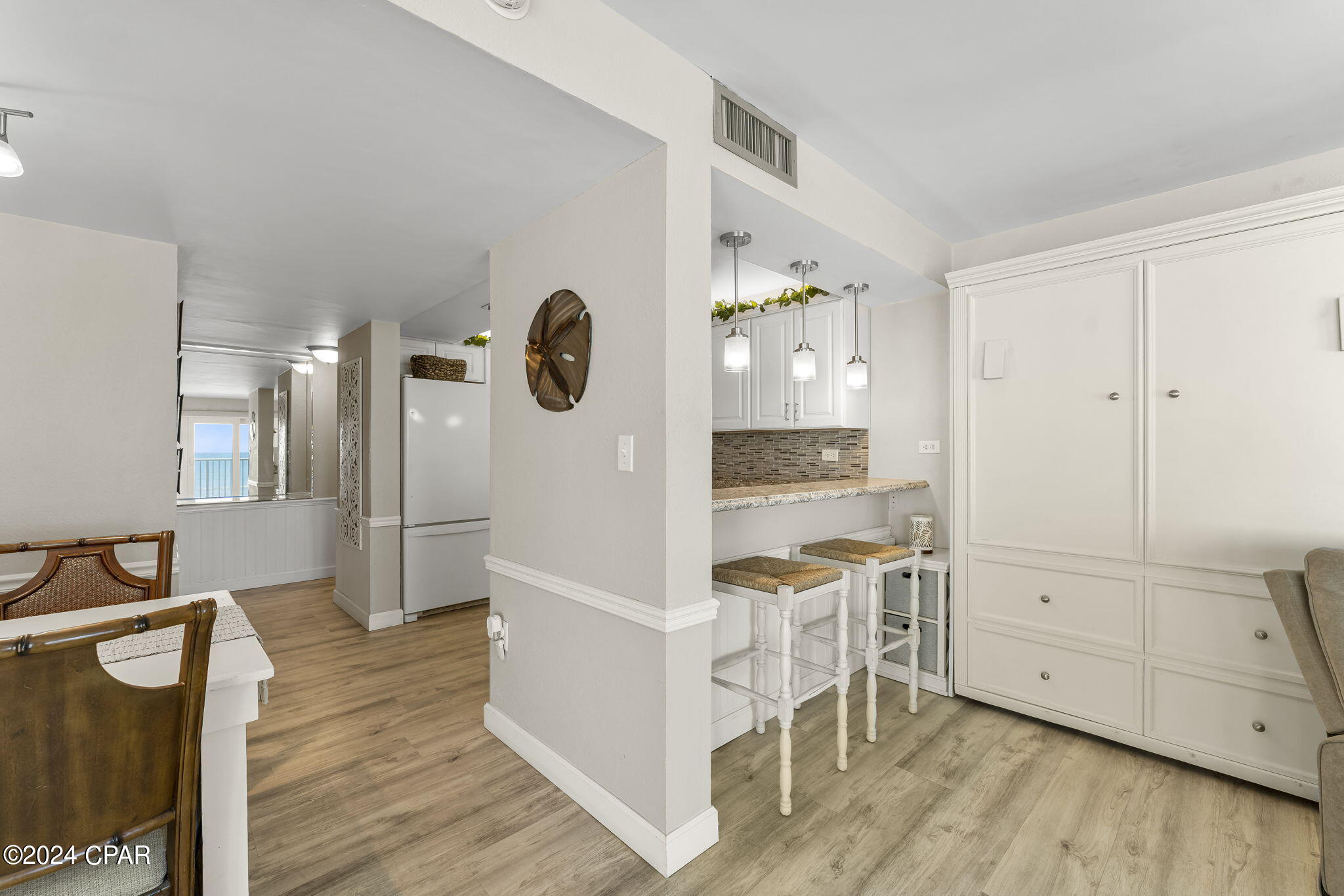 Mariner West Condo - Residential