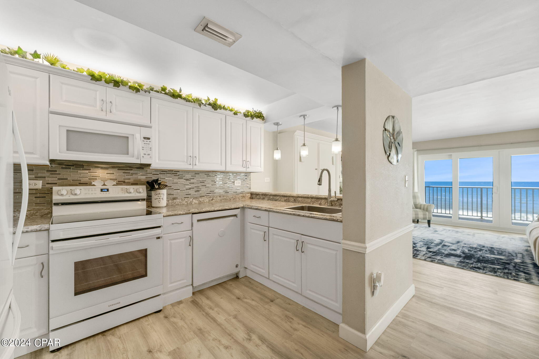 Mariner West Condo - Residential