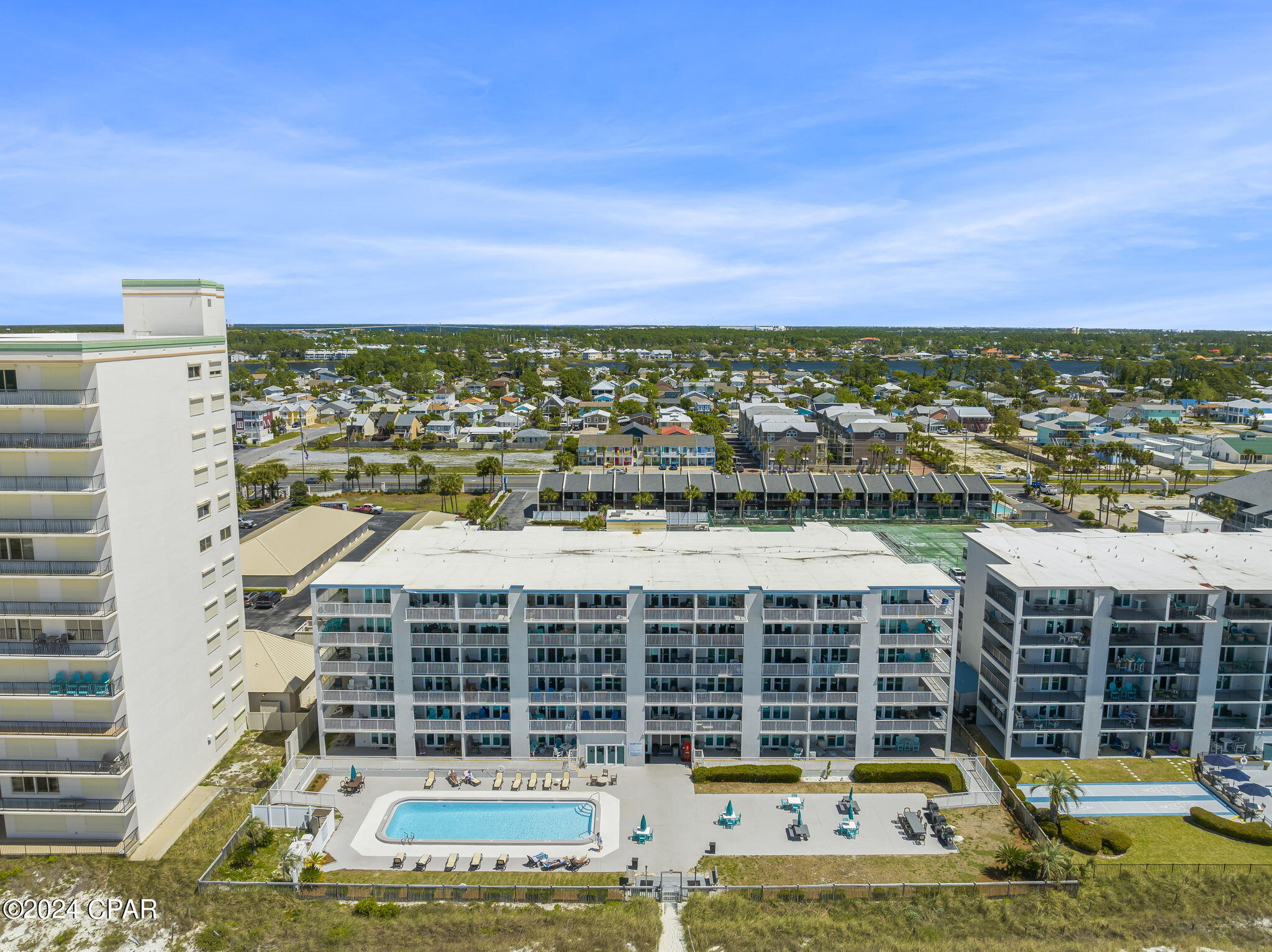 Mariner West Condo - Residential