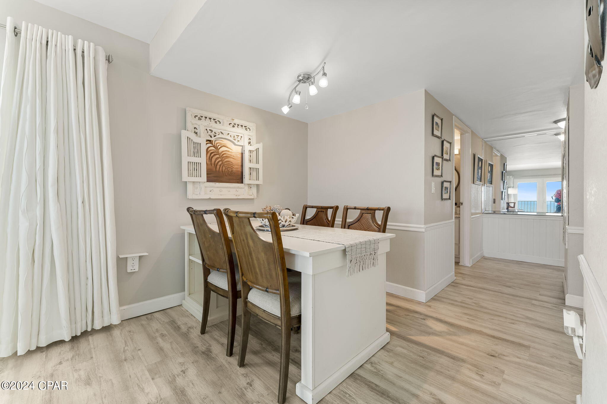 Mariner West Condo - Residential