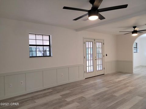 A home in Bonifay