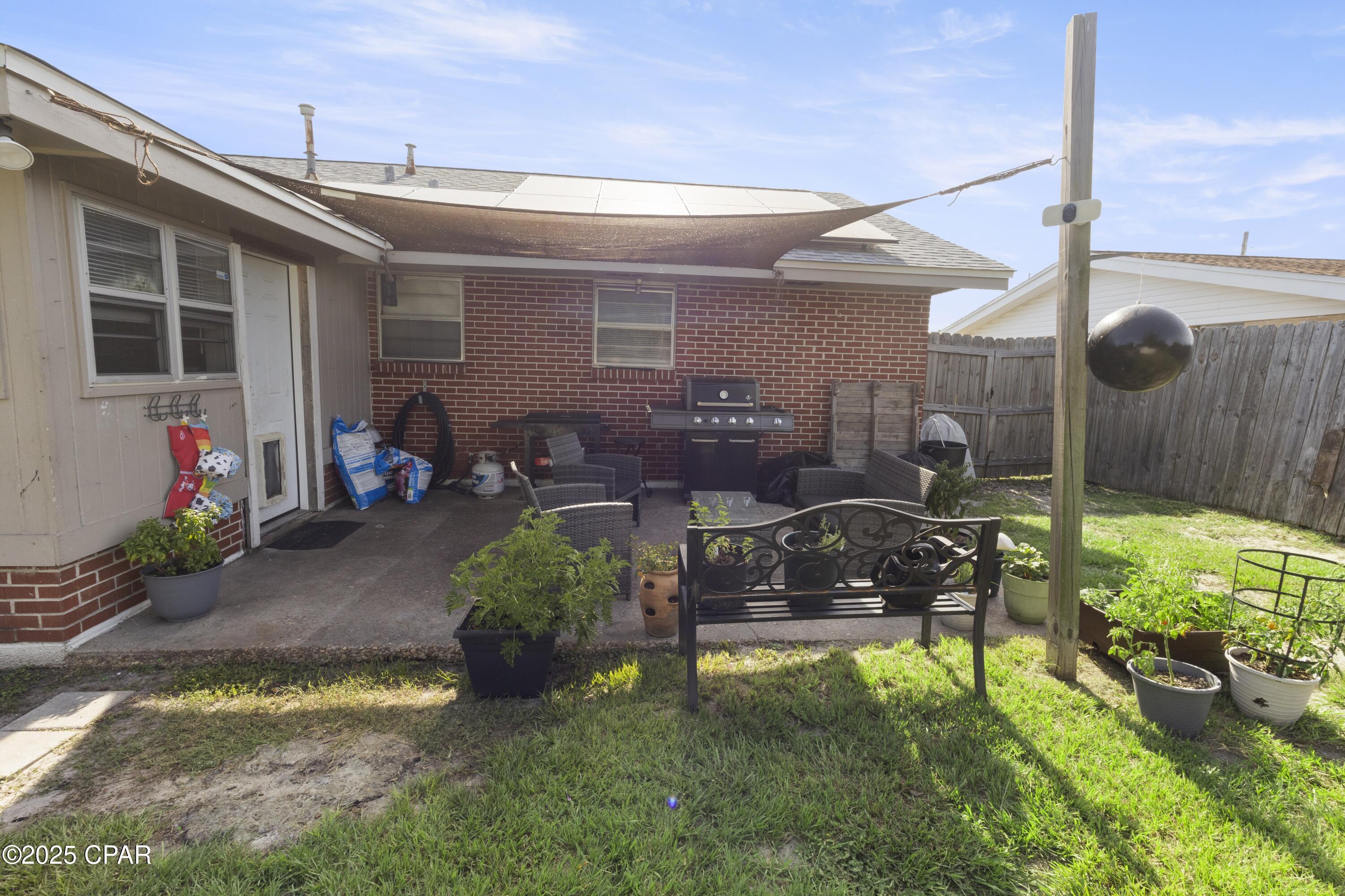 Hentz 1st Add Unit B - Residential