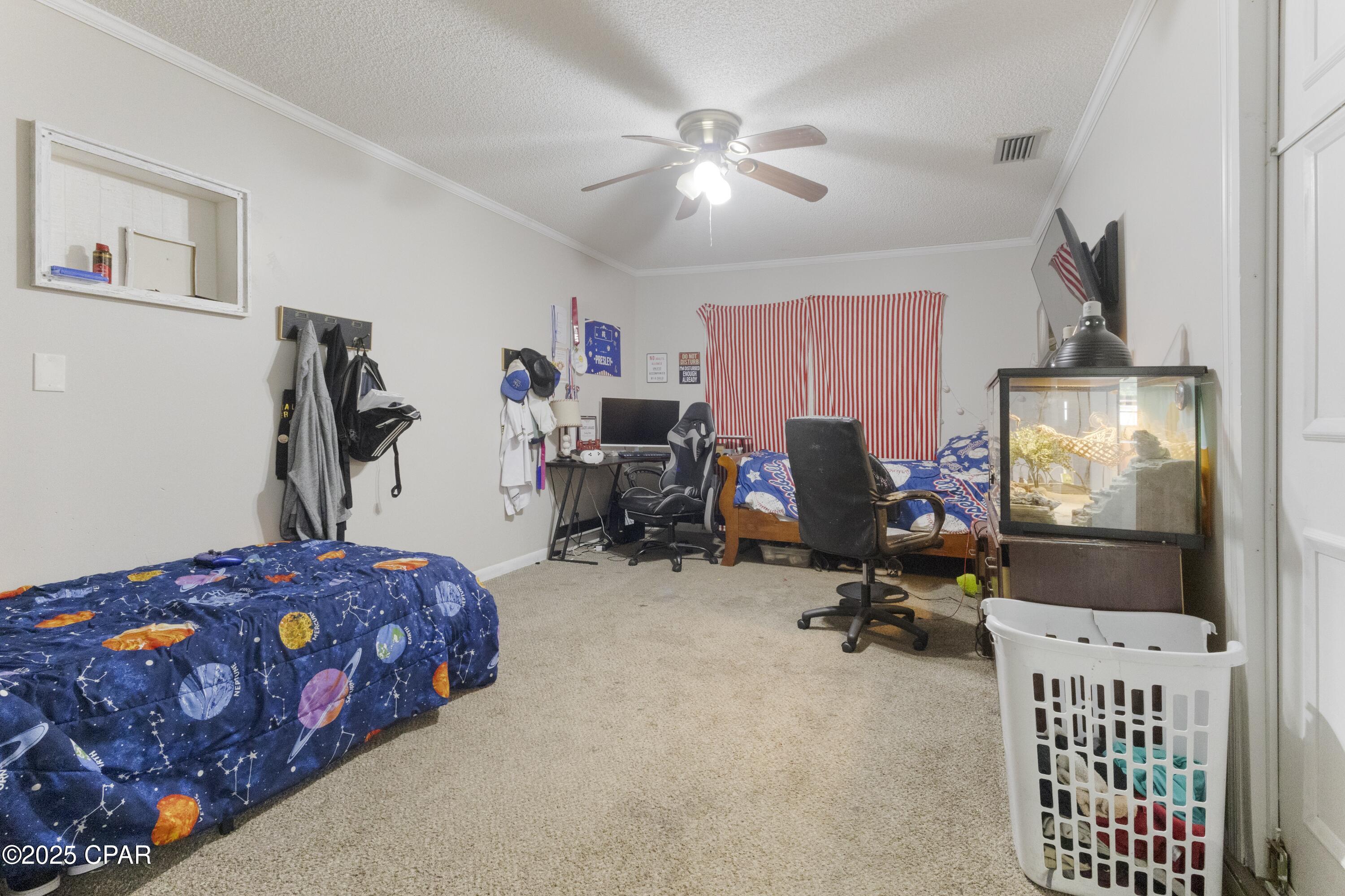 Hentz 1st Add Unit B - Residential