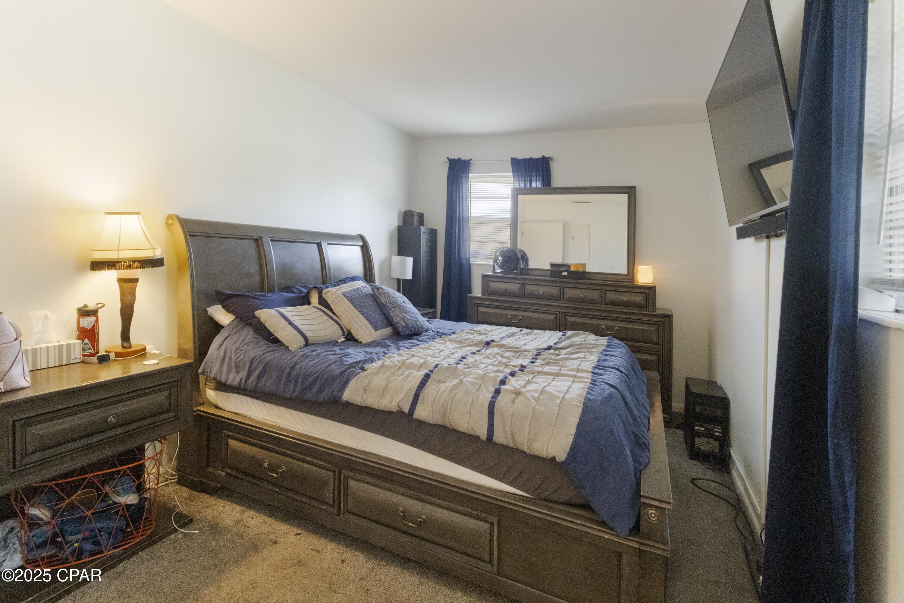 Hentz 1st Add Unit B - Residential