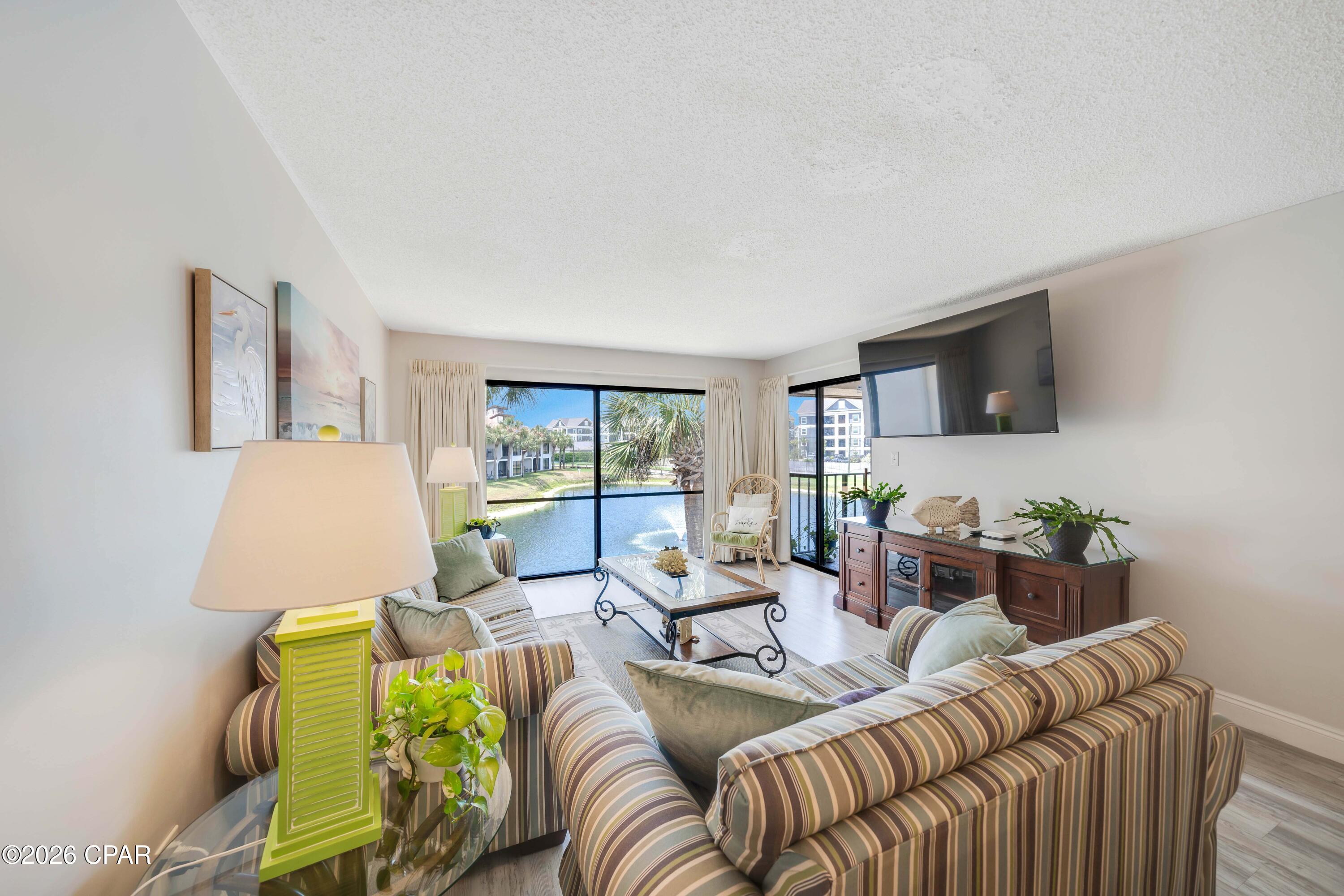 Edgewater Golf Villas V-C - Residential