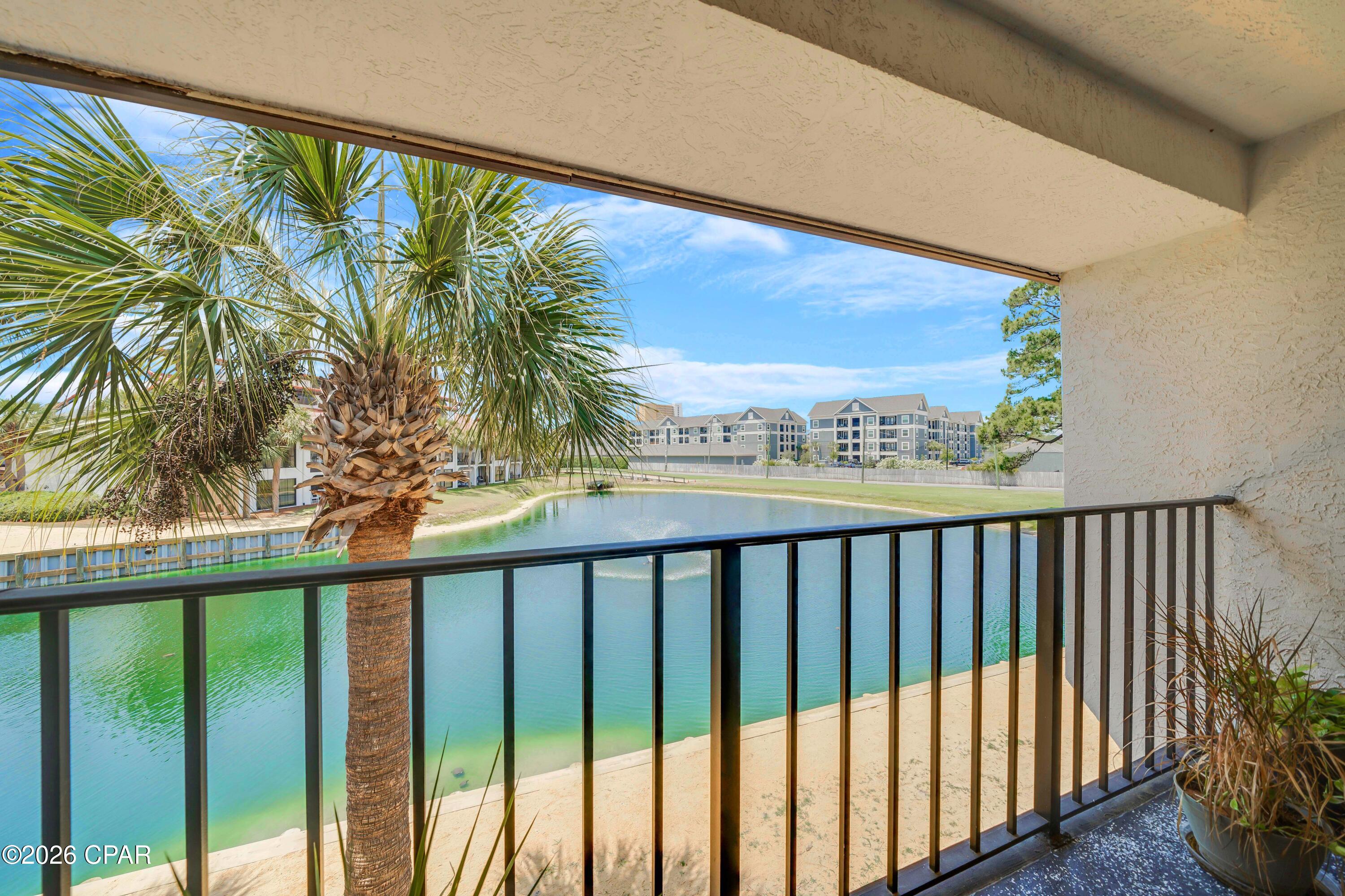 Edgewater Golf Villas V-C - Residential