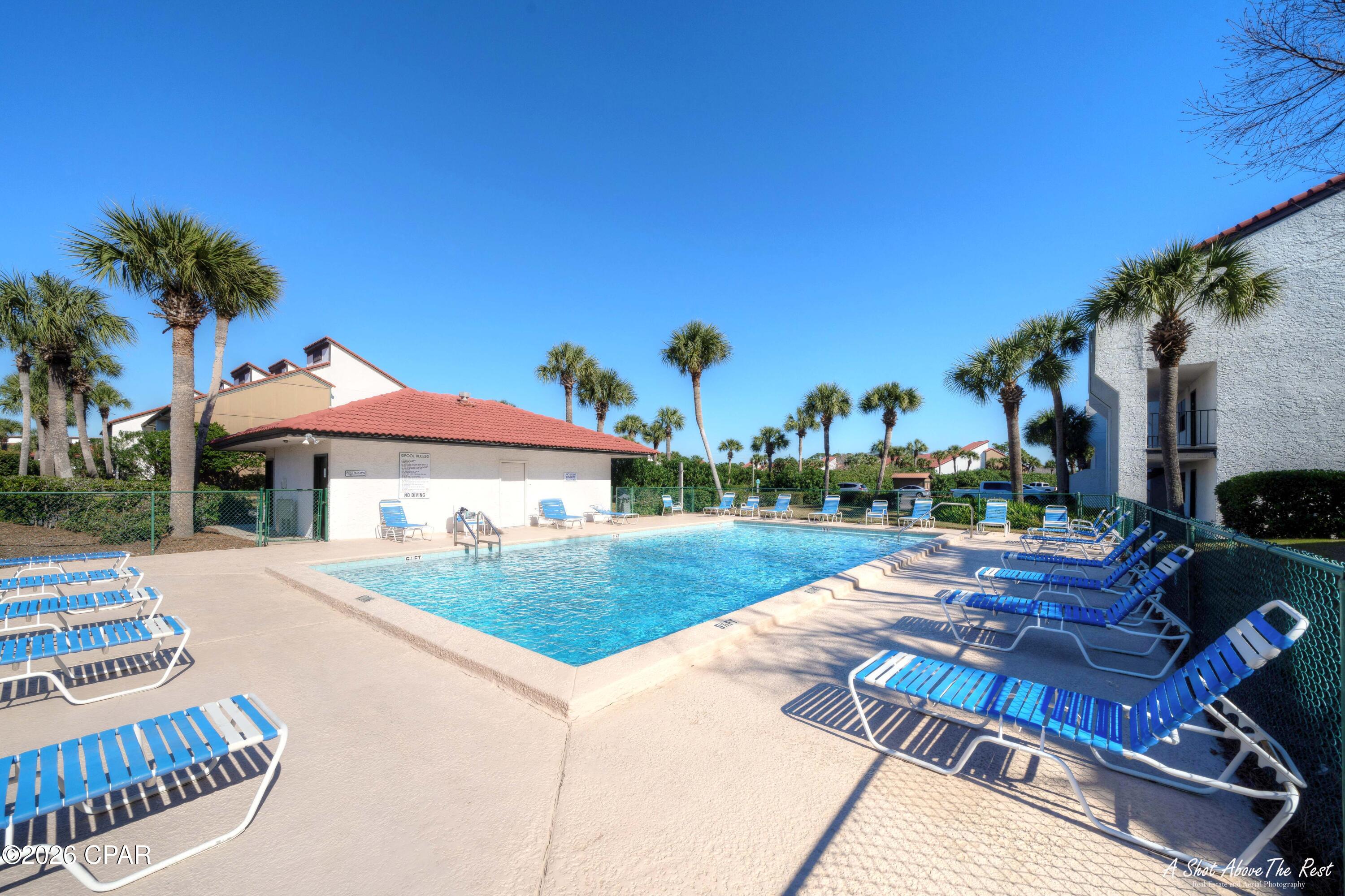Edgewater Golf Villas V-C - Residential