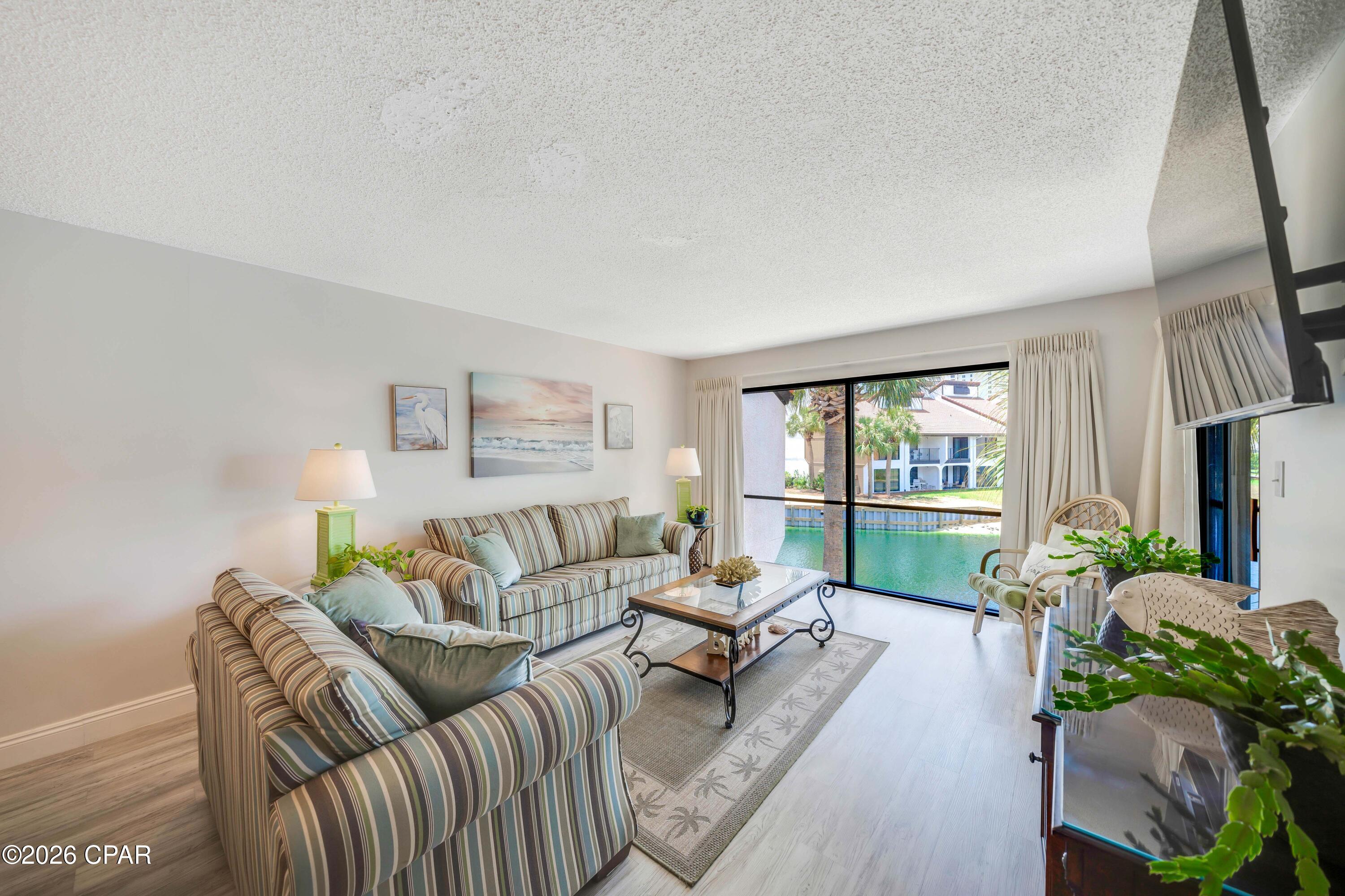 Edgewater Golf Villas V-C - Residential