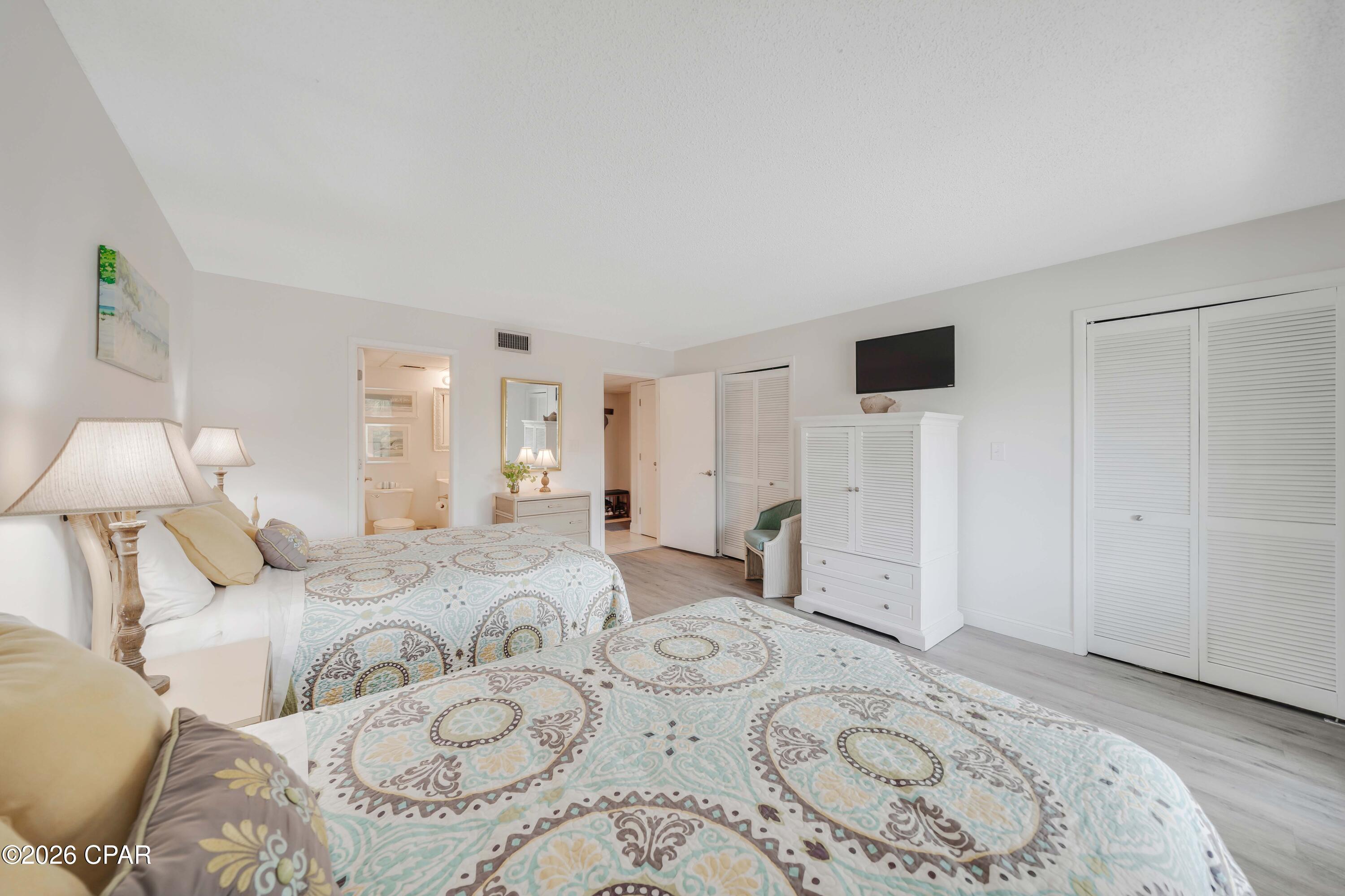 Edgewater Golf Villas V-C - Residential