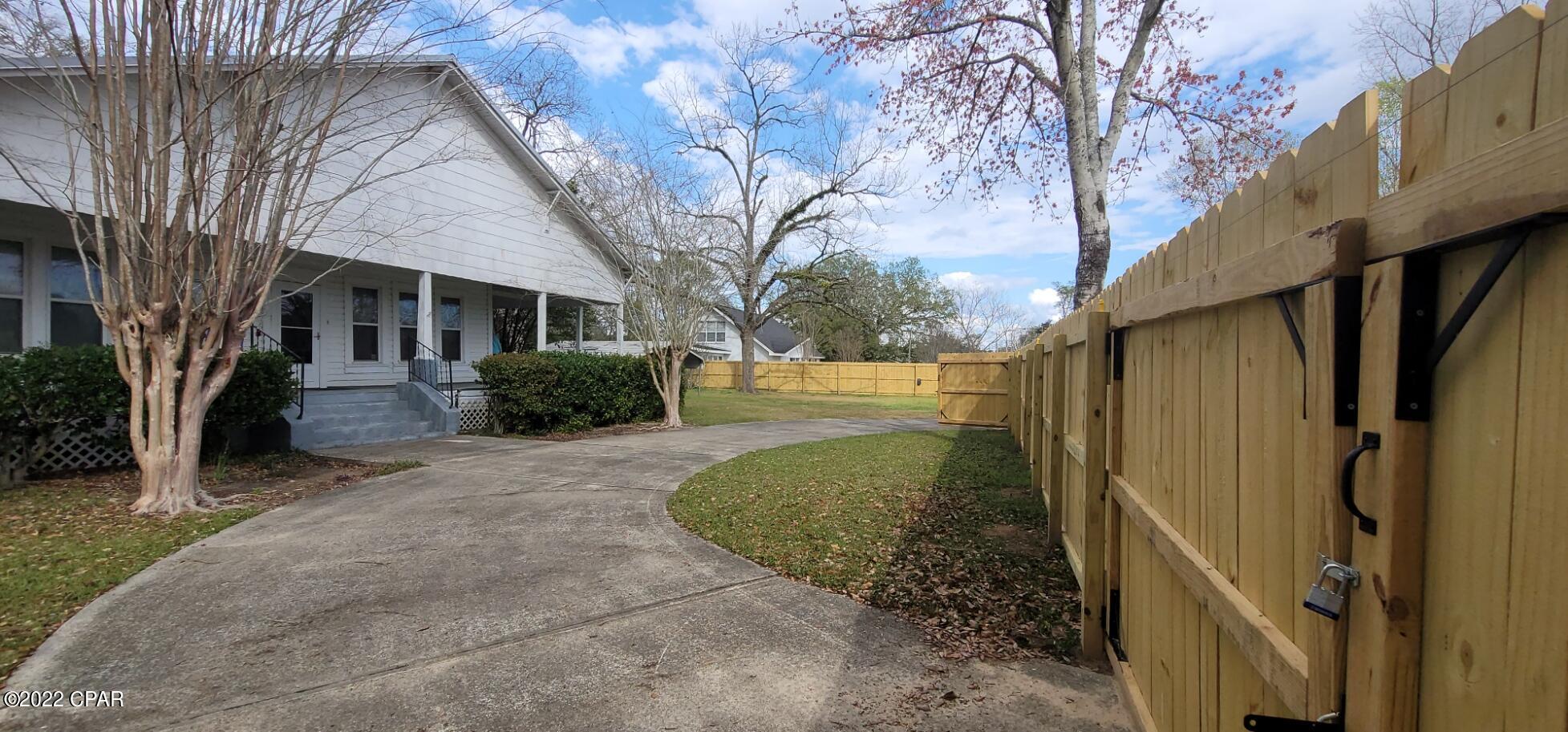 [No Recorded Subdiv] - Residential