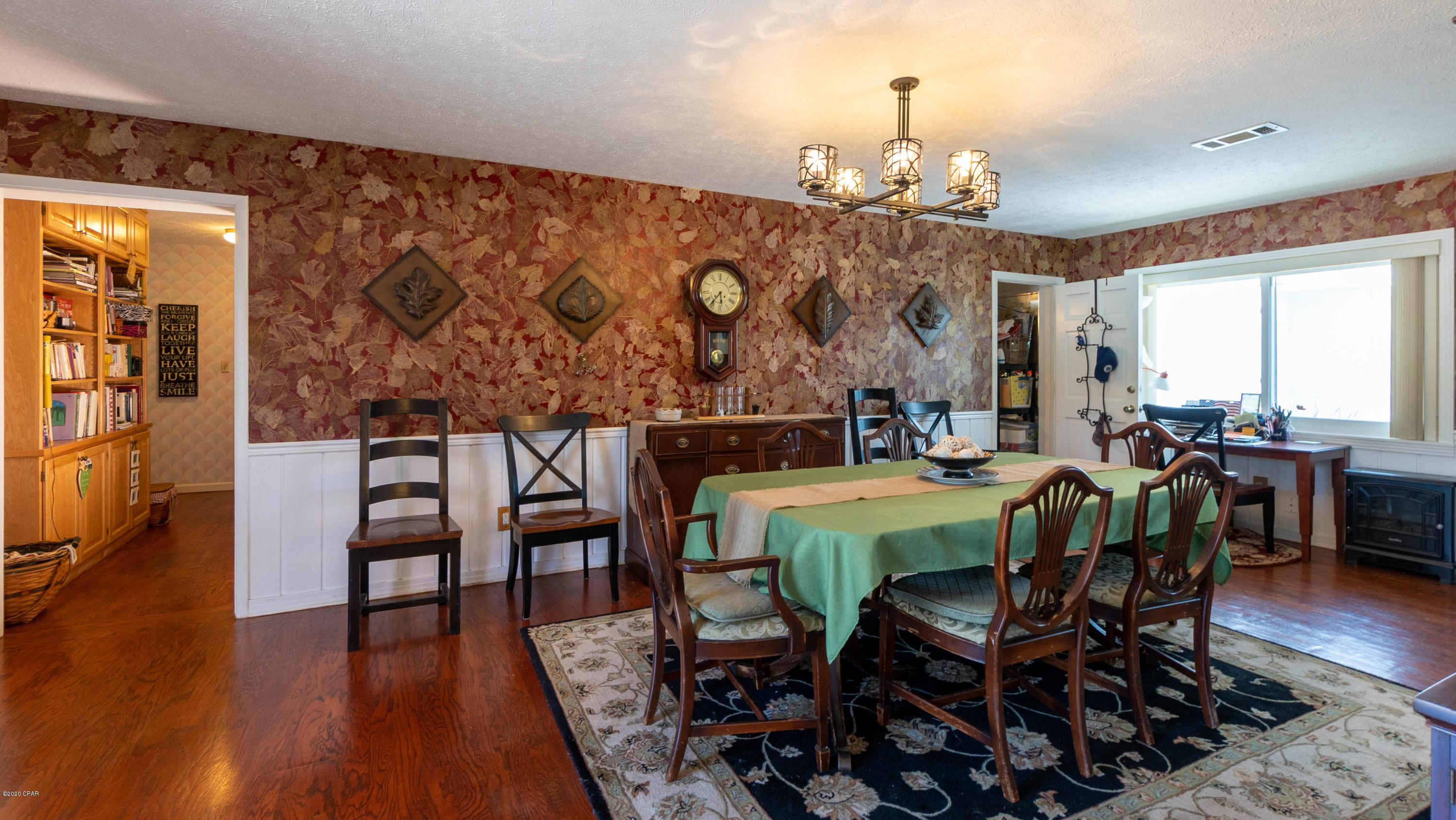 College Point Estate 1st Add - Residential