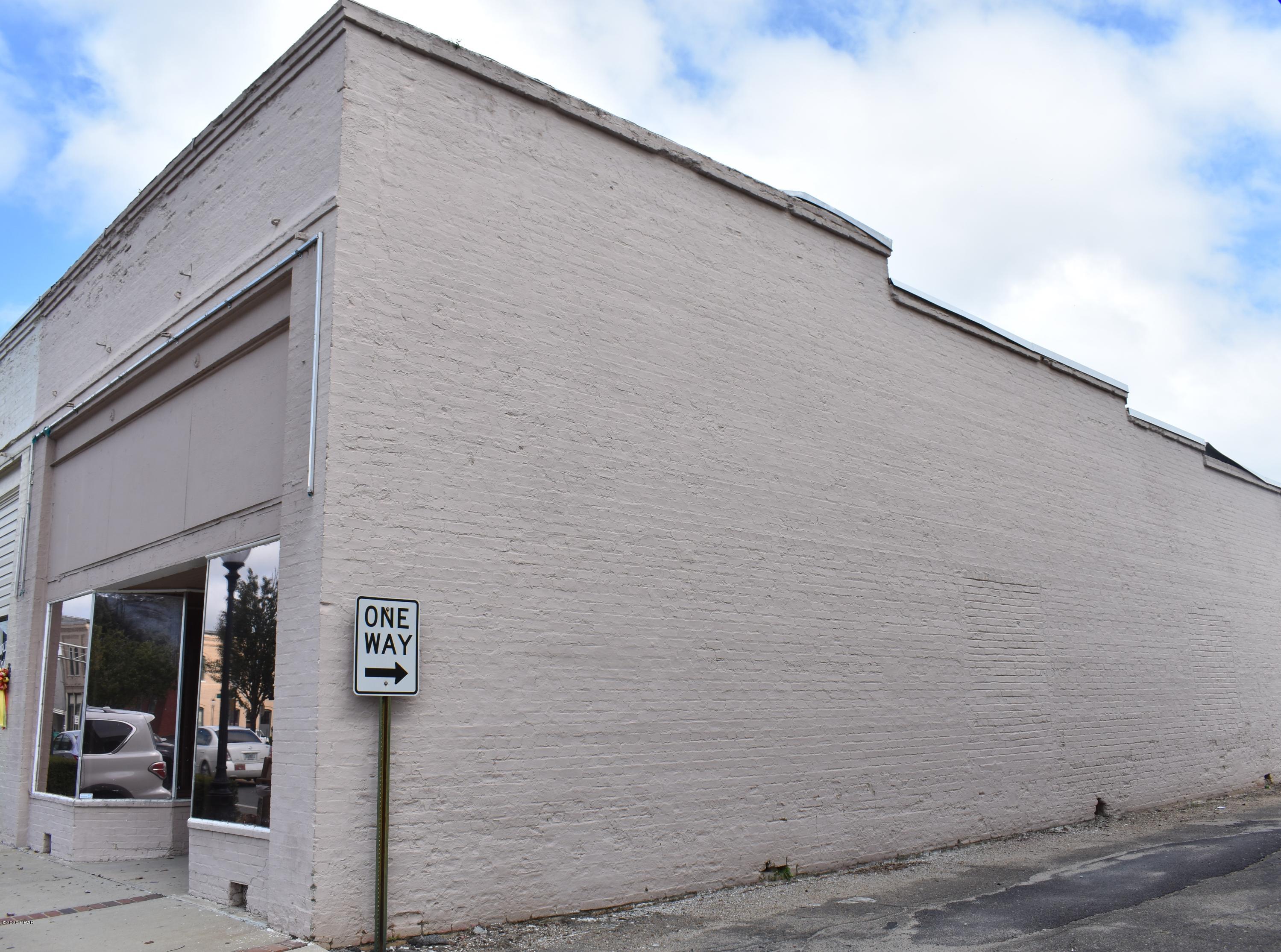 [No Recorded Subdiv] - Commercial Sale