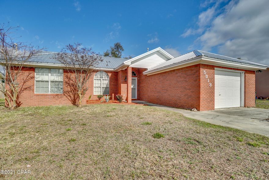 COMPLETELY UPDATED, ALL BRICK HOME ON A QUIET CUL-DE-SAC CLOSE TO TAFB, SHOPPING AND RESTAURANTS. ROOF WAS REPLACED IN 2019. BRAND NEW VINYL PLANKS IN LIVING ROOM AND BEDROOMS. ALL OTHER FLOORING CERAMIC TILE. HOME IS SET UP FOR NATURAL GAS OR ELECTRIC. SECURITY SYSTEM, SPRINKLER SYSTEM AND A FRESH COAT OF PAINT!  DONT WAIT CALL TODAY!