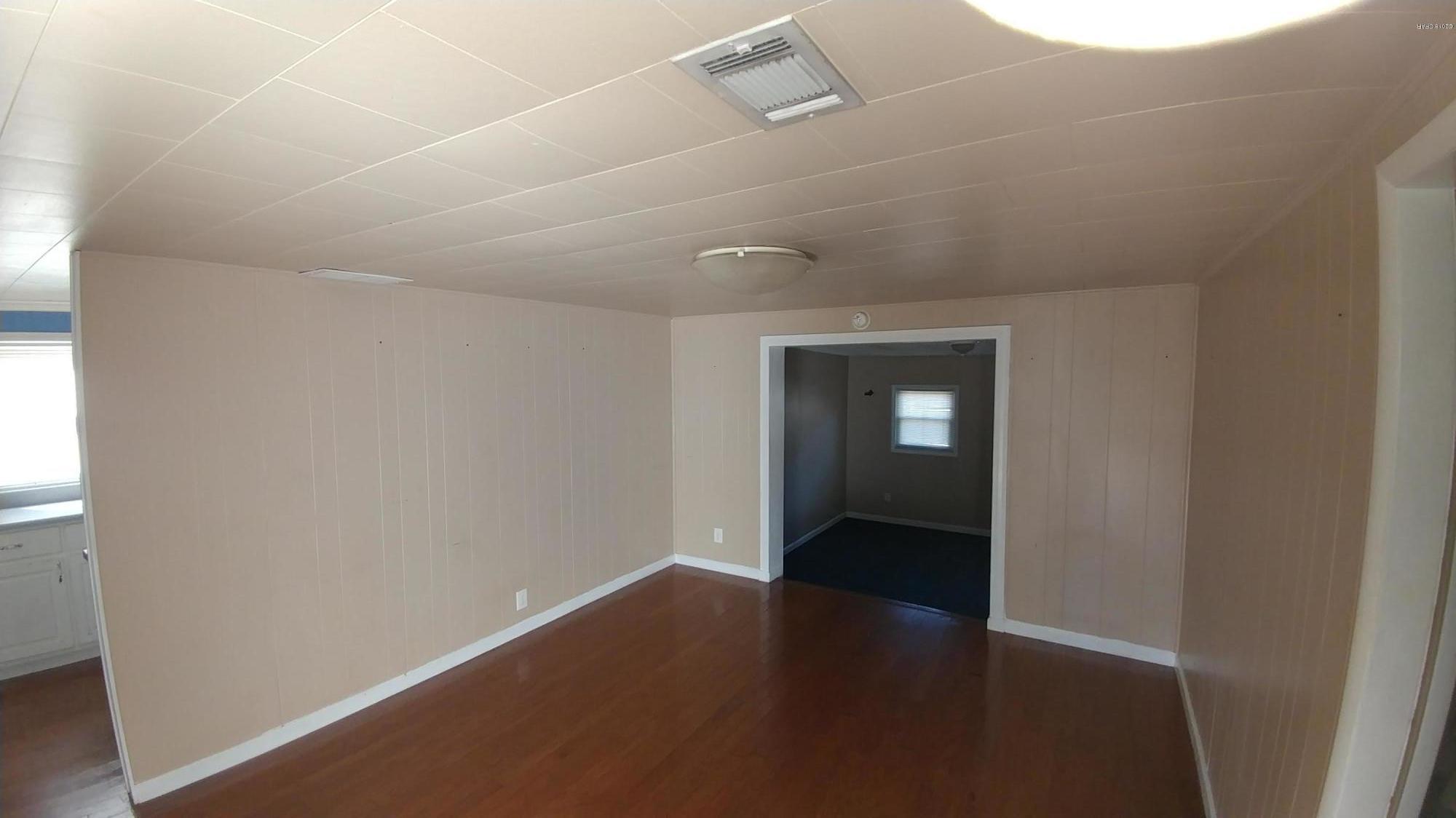 Hentz 1st Add Unit-B Rep - Residential