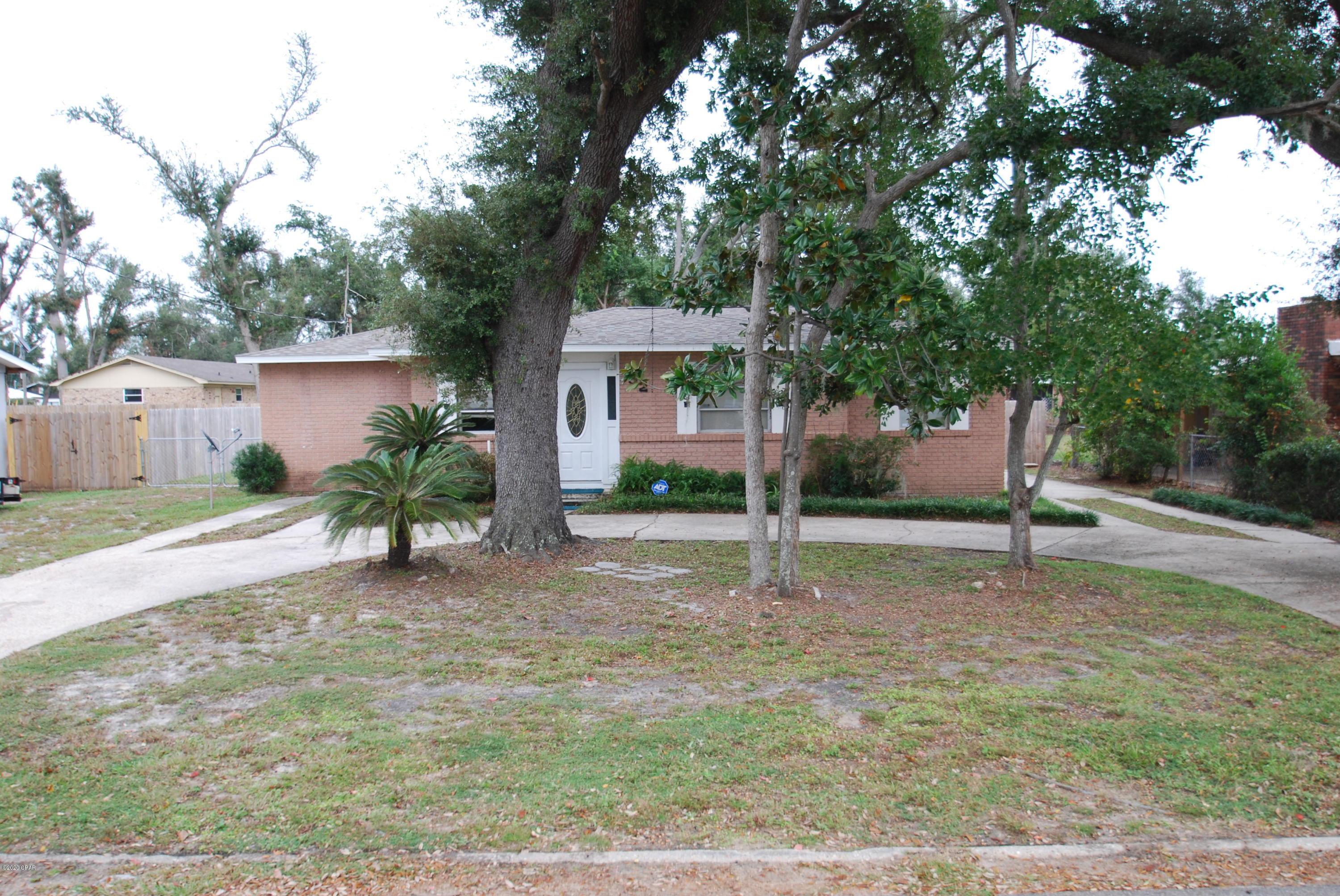 [No Recorded Subdiv] - Residential