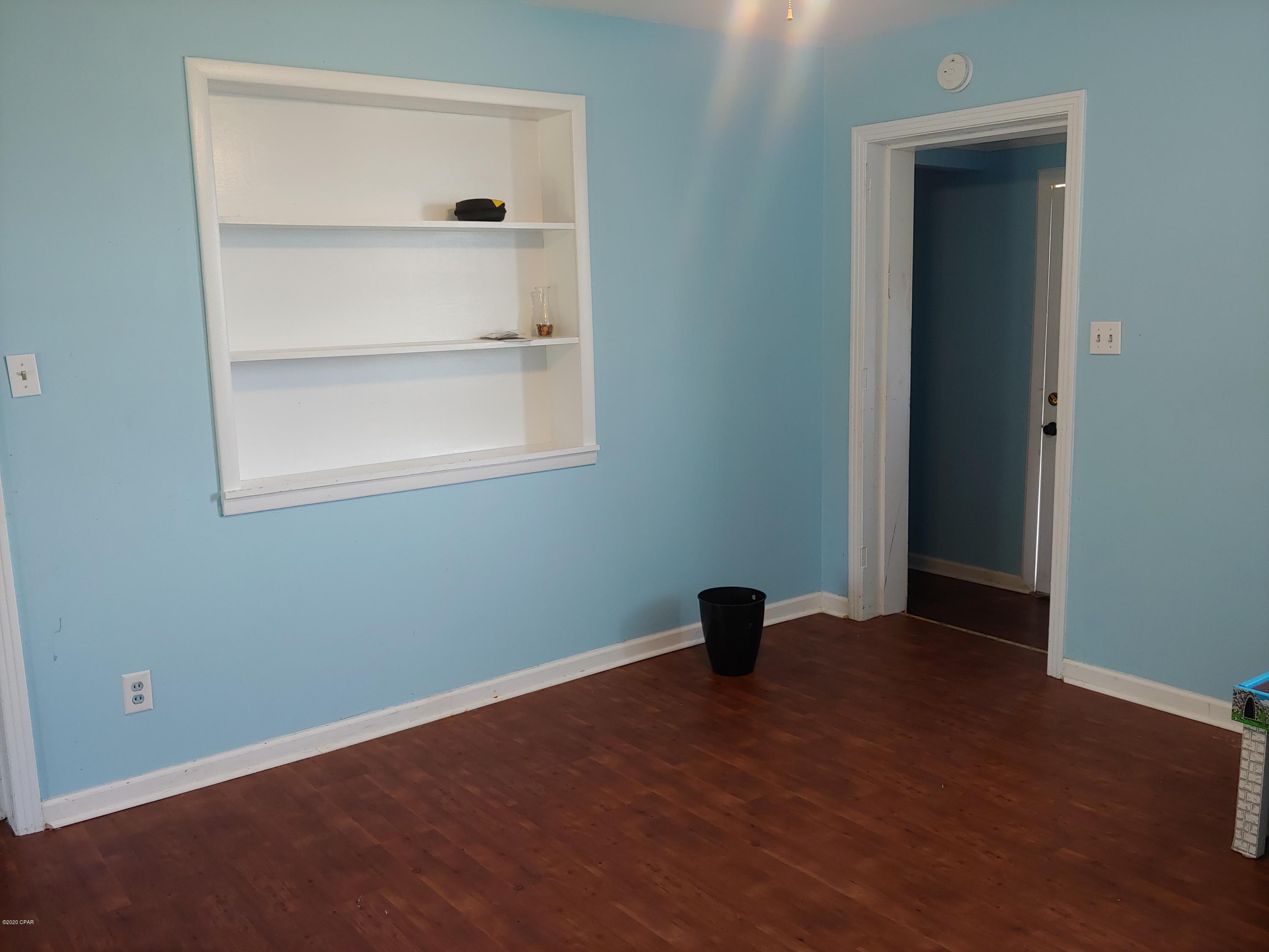 Lake Drive Heights 1st - Residential