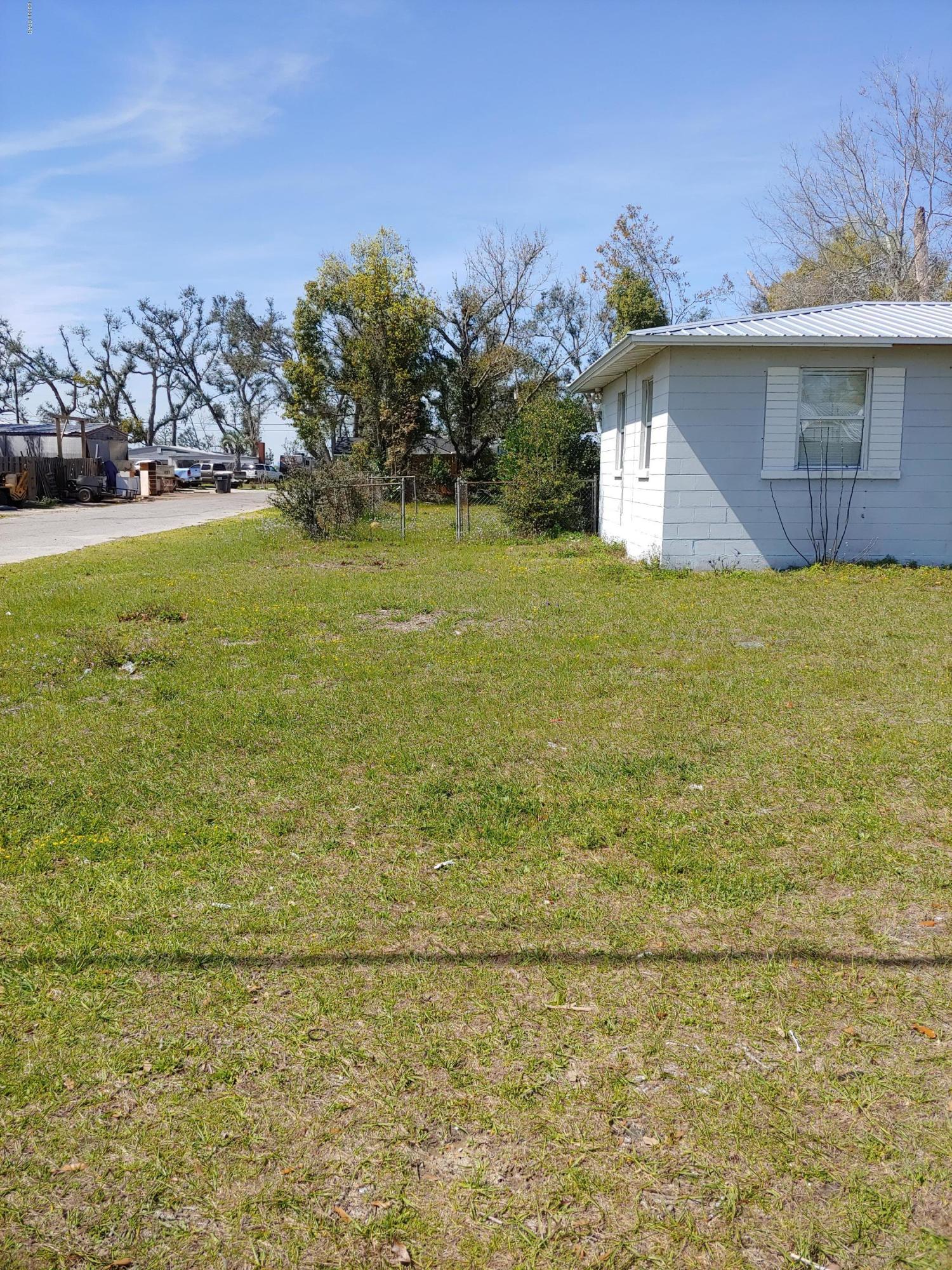 Lake Drive Heights 1st - Residential