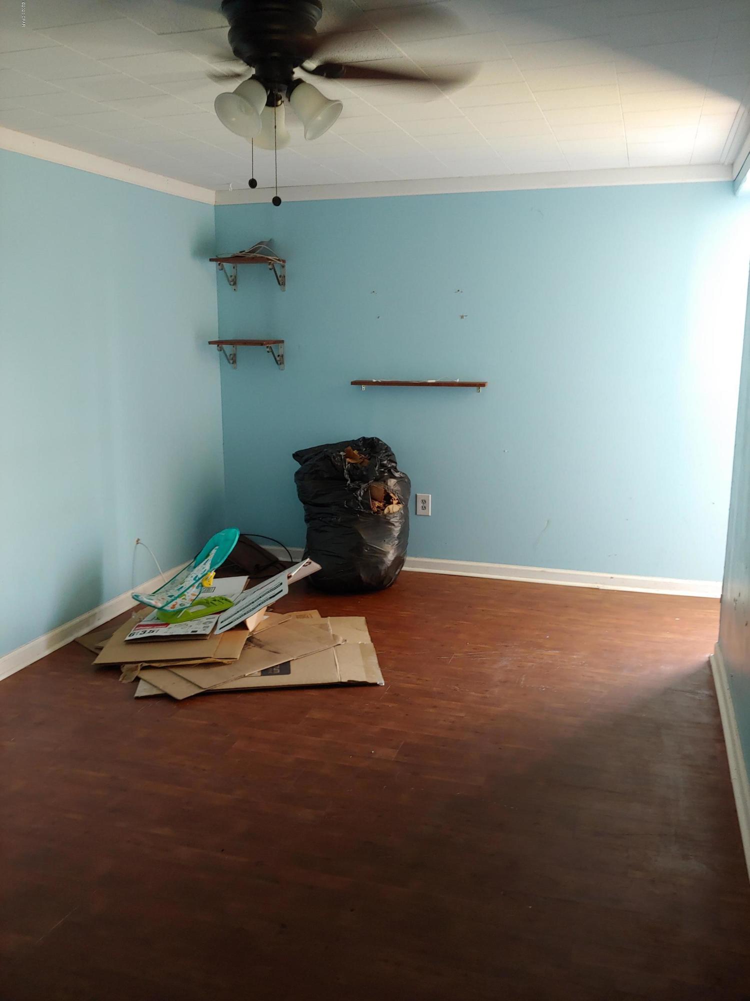 Lake Drive Heights 1st - Residential