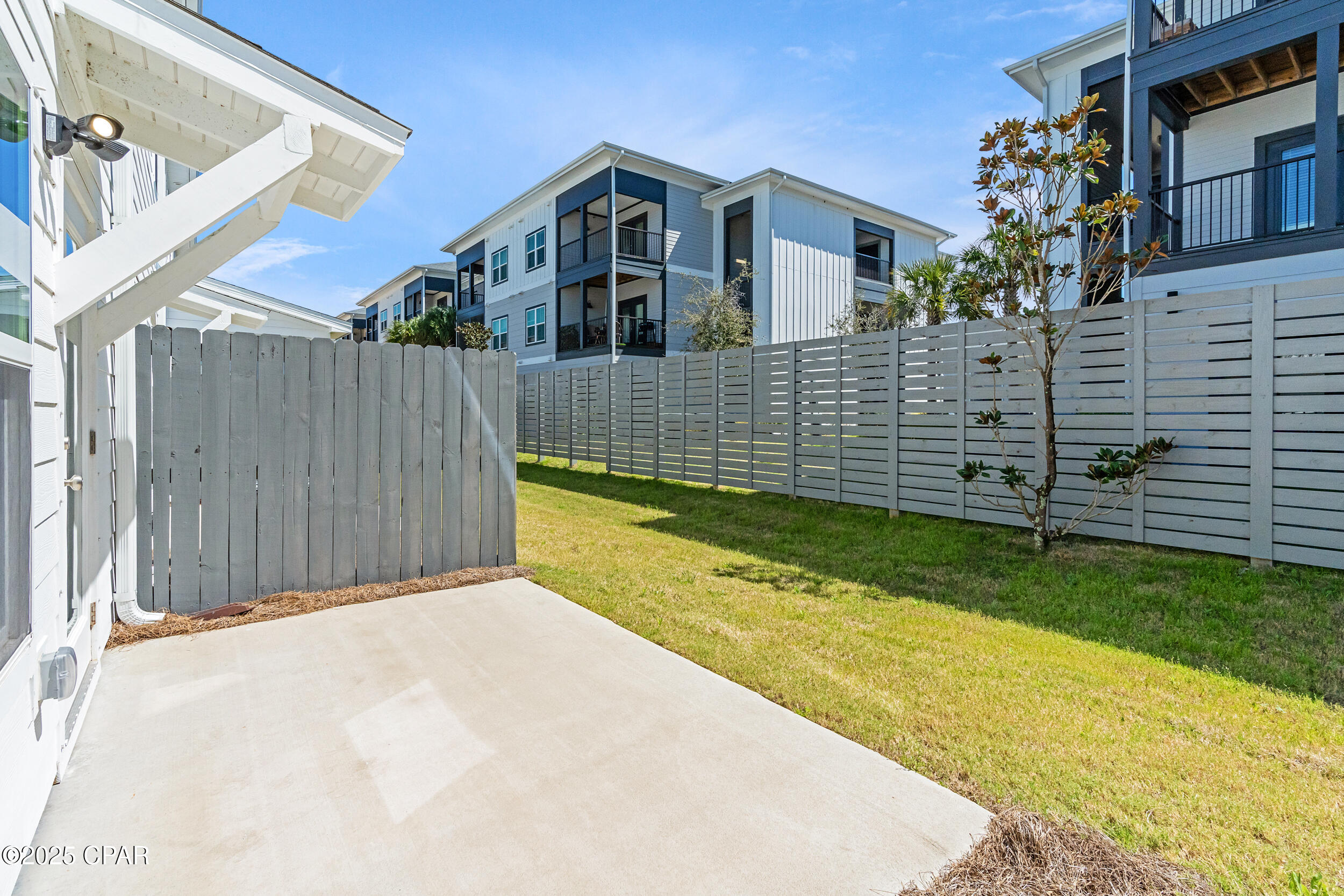 Colonial Landing - Residential