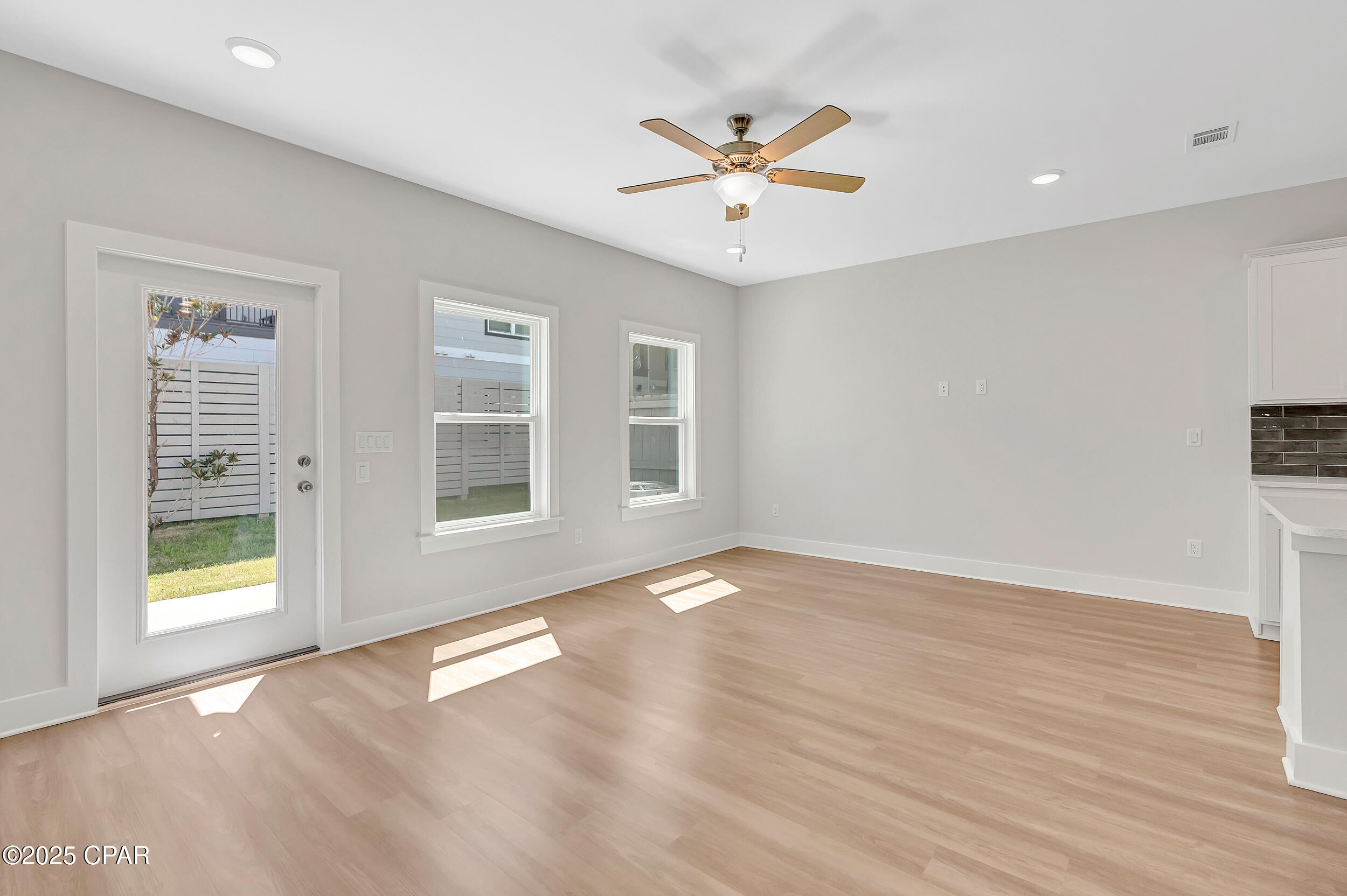 Colonial Landing - Residential