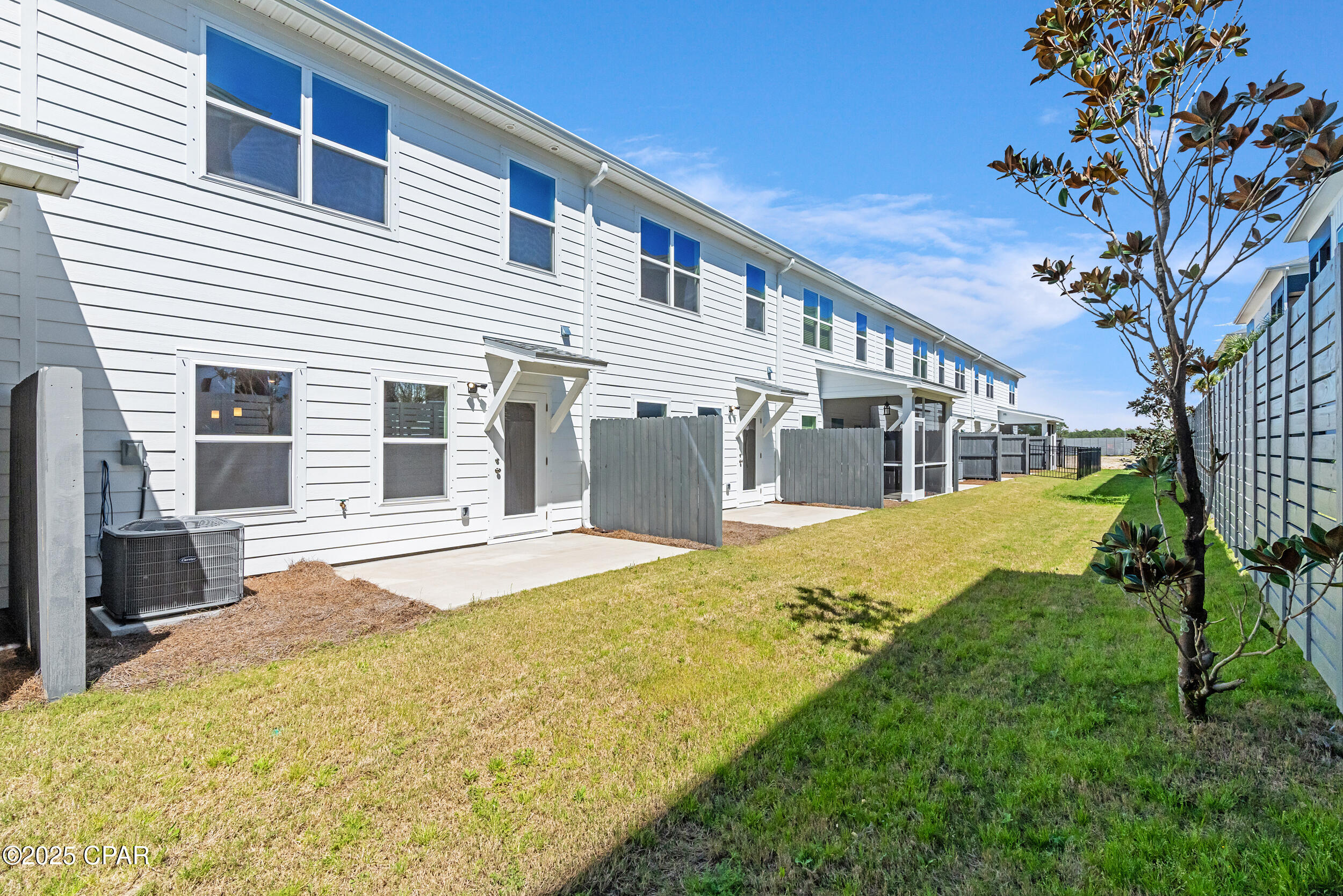 Colonial Landing - Residential