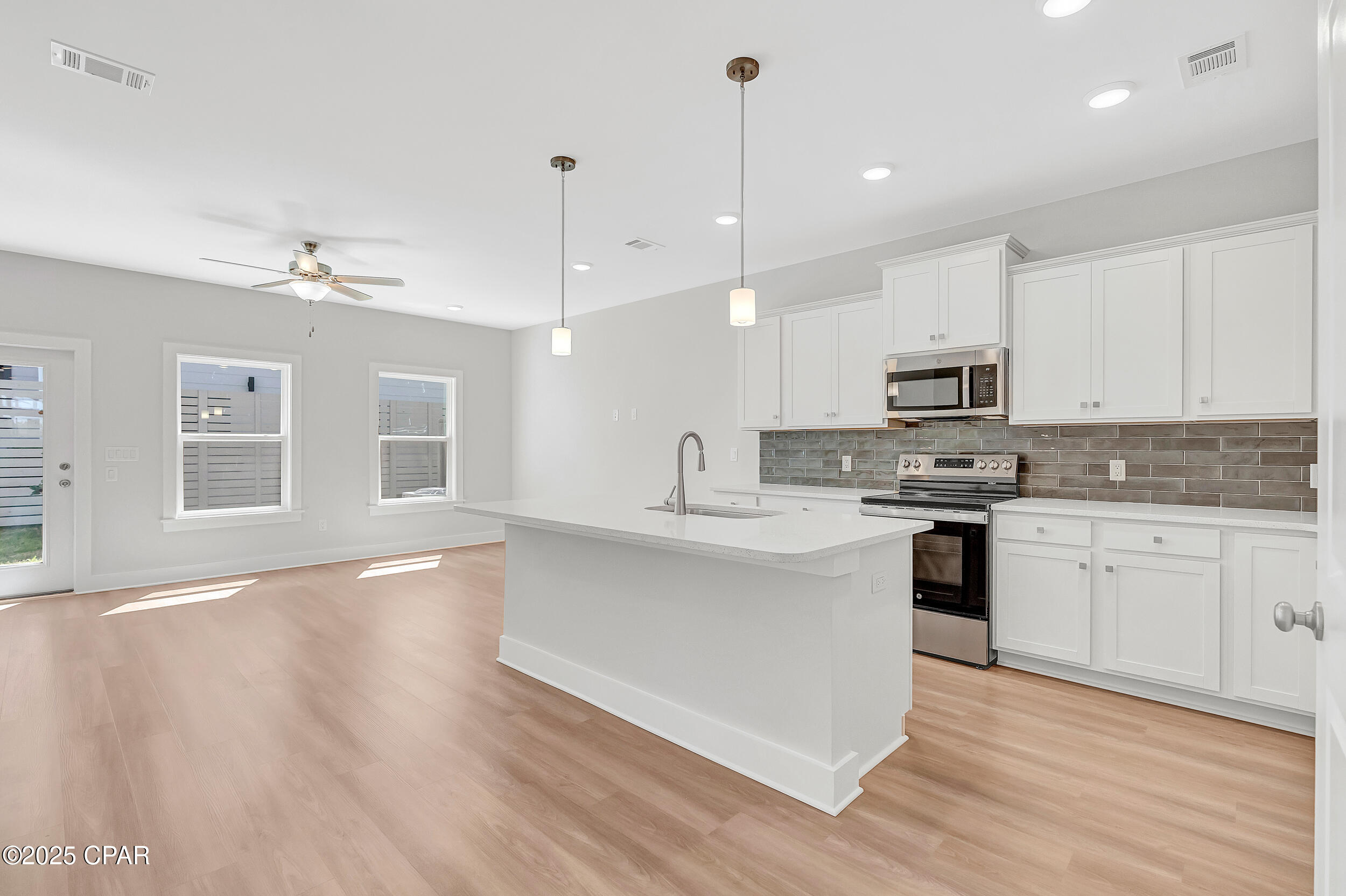 Colonial Landing - Residential