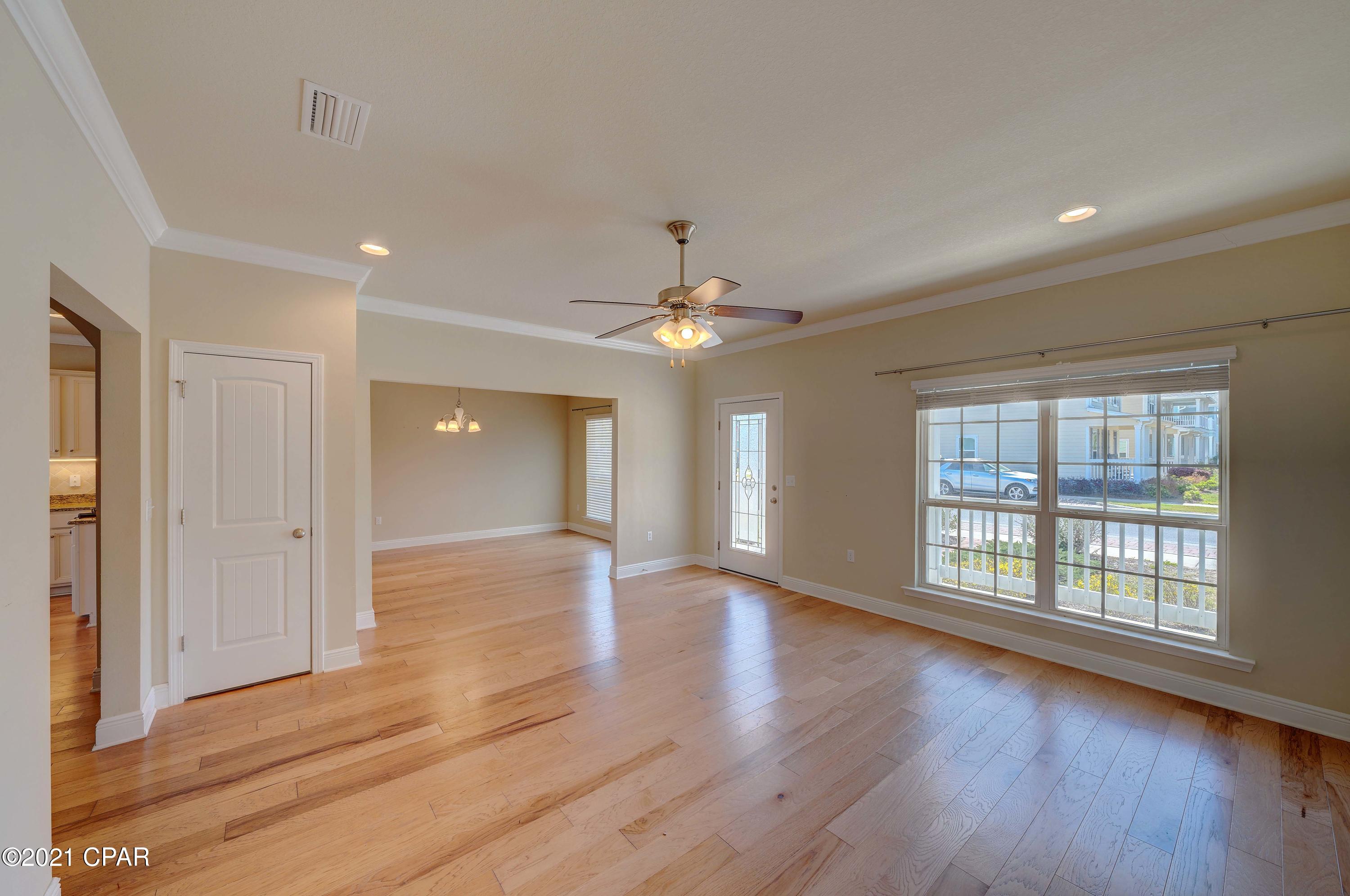 Magnolia Bay Club - Residential