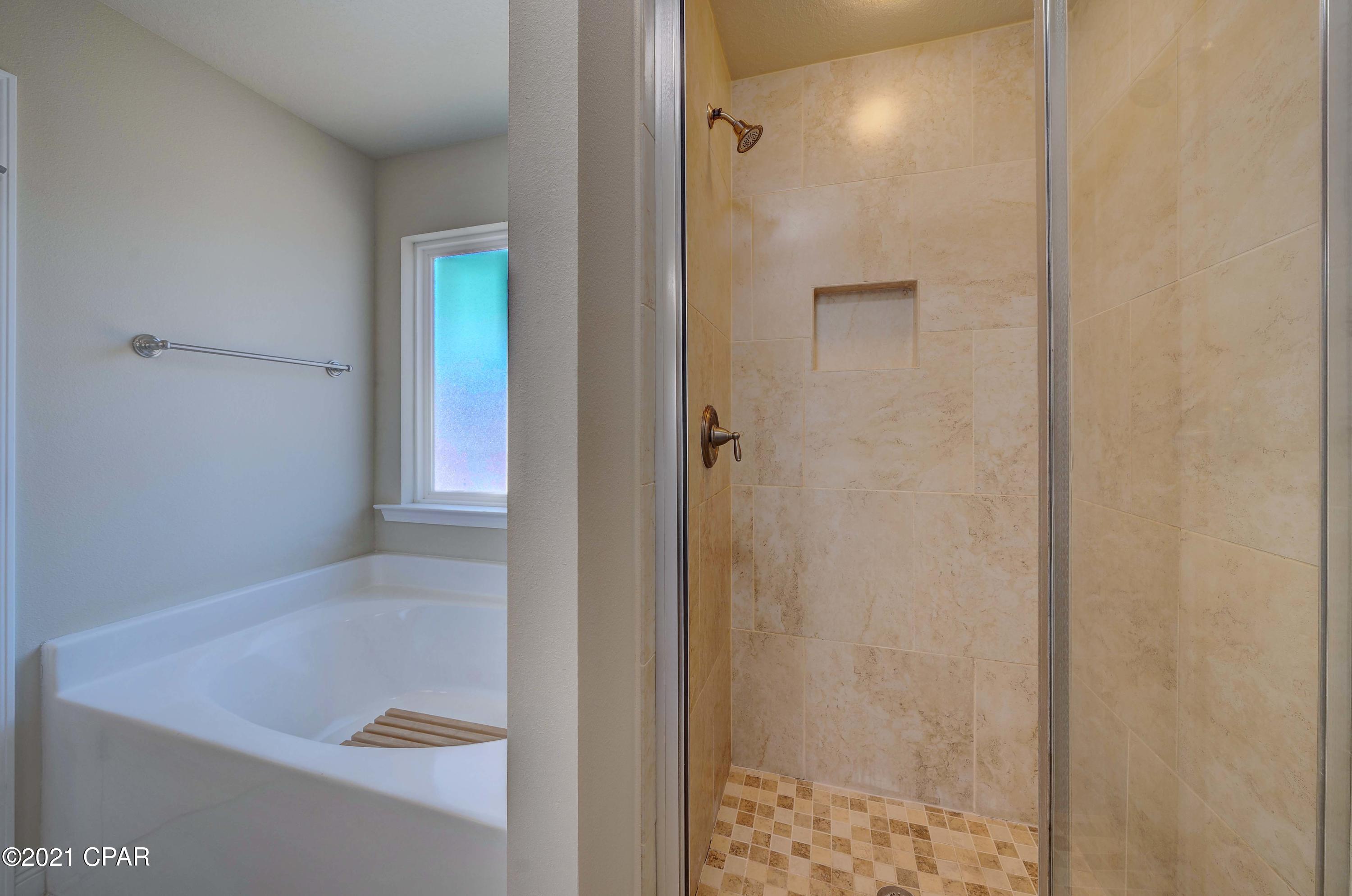 Magnolia Bay Club - Residential