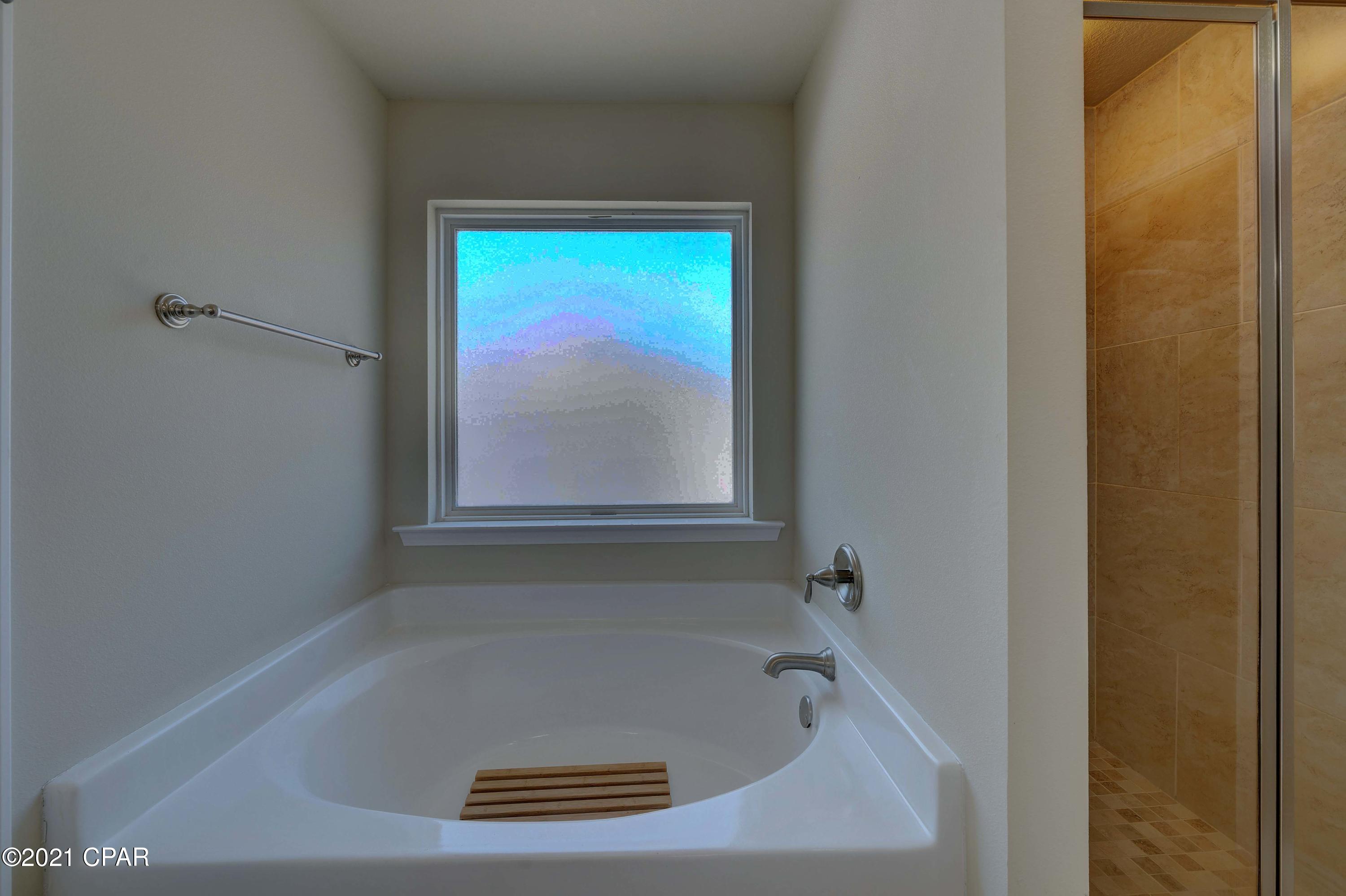 Magnolia Bay Club - Residential