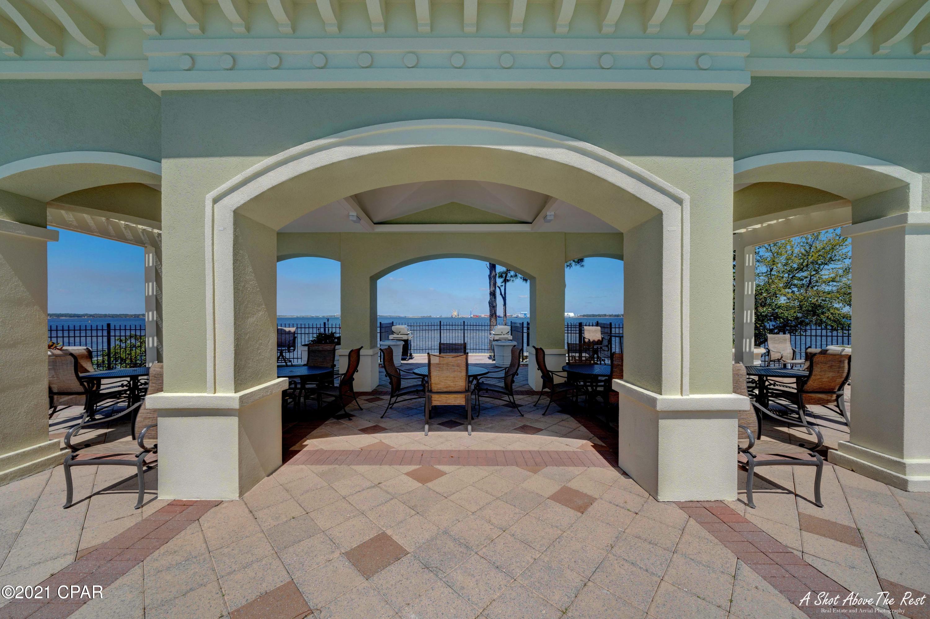 Magnolia Bay Club - Residential