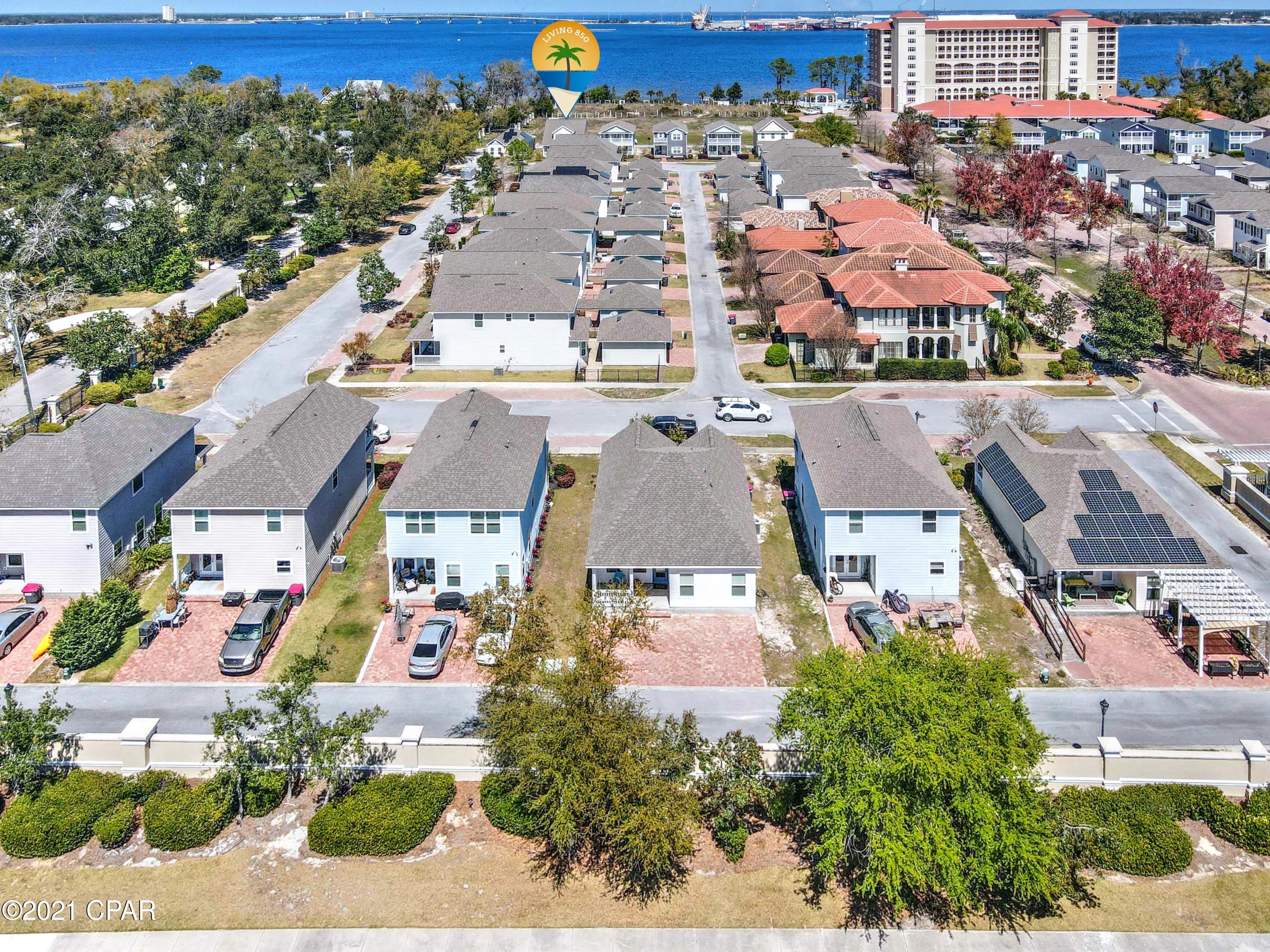 Magnolia Bay Club - Residential