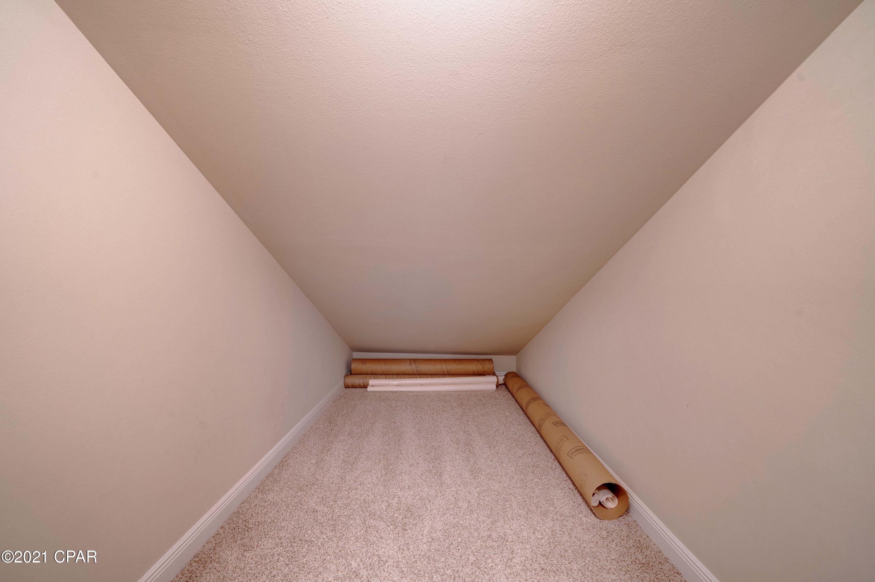 Magnolia Bay Club - Residential