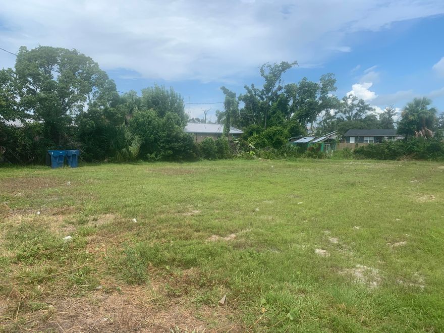 Great location in downtown Panama CIty!

Investment in these  two lots on Magnolia Ave is perfect with the new development plans for downtown  Imagine offices or residential houses on these two lots.  There is alley access in the rear of the lot.  Conveniently located to Harrison Ave, the court house, shops and dining.  Call today and start your plans to enhance downtown with construction on these lots.