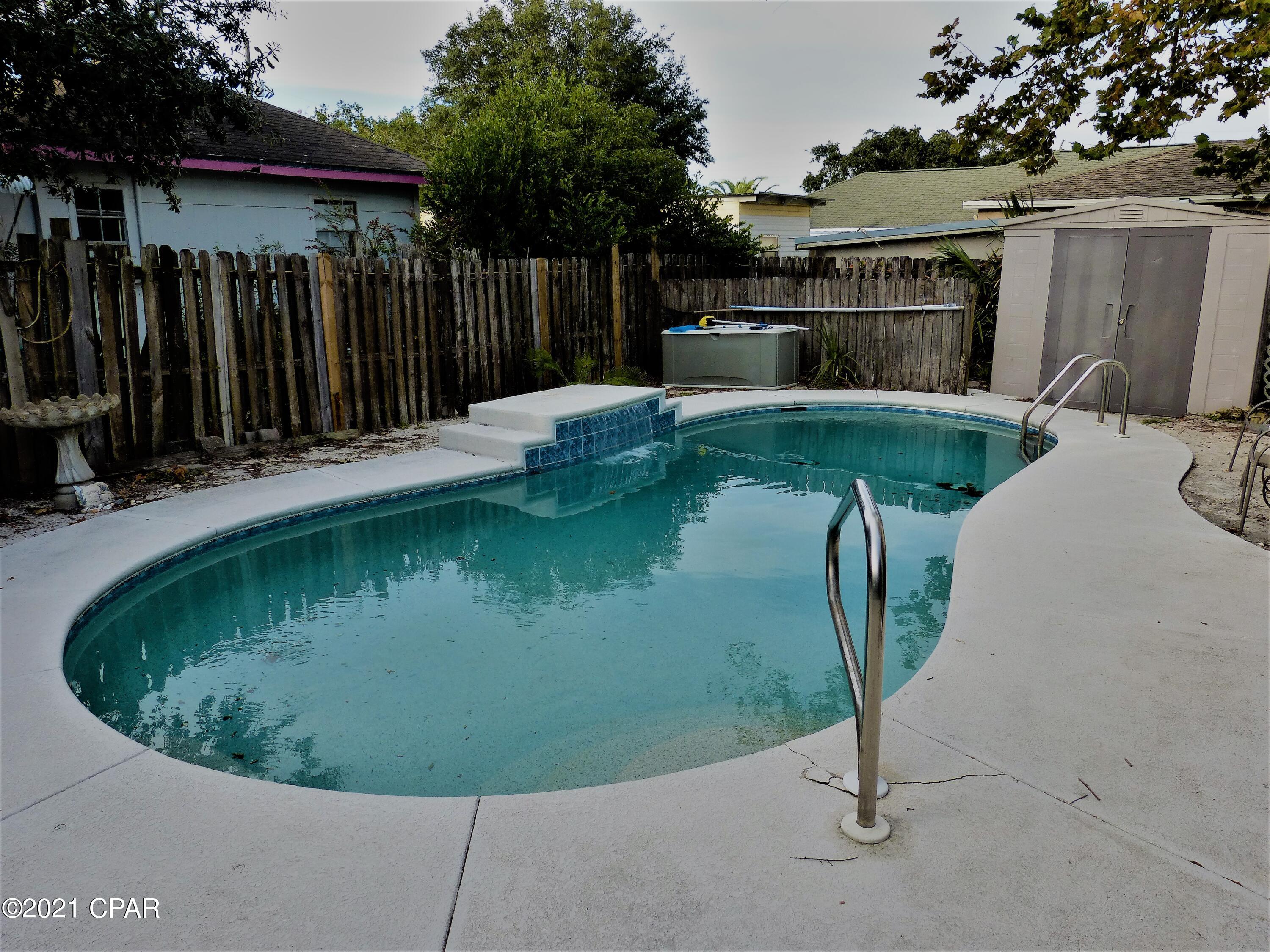 Laguna Beach 6th Add - Residential