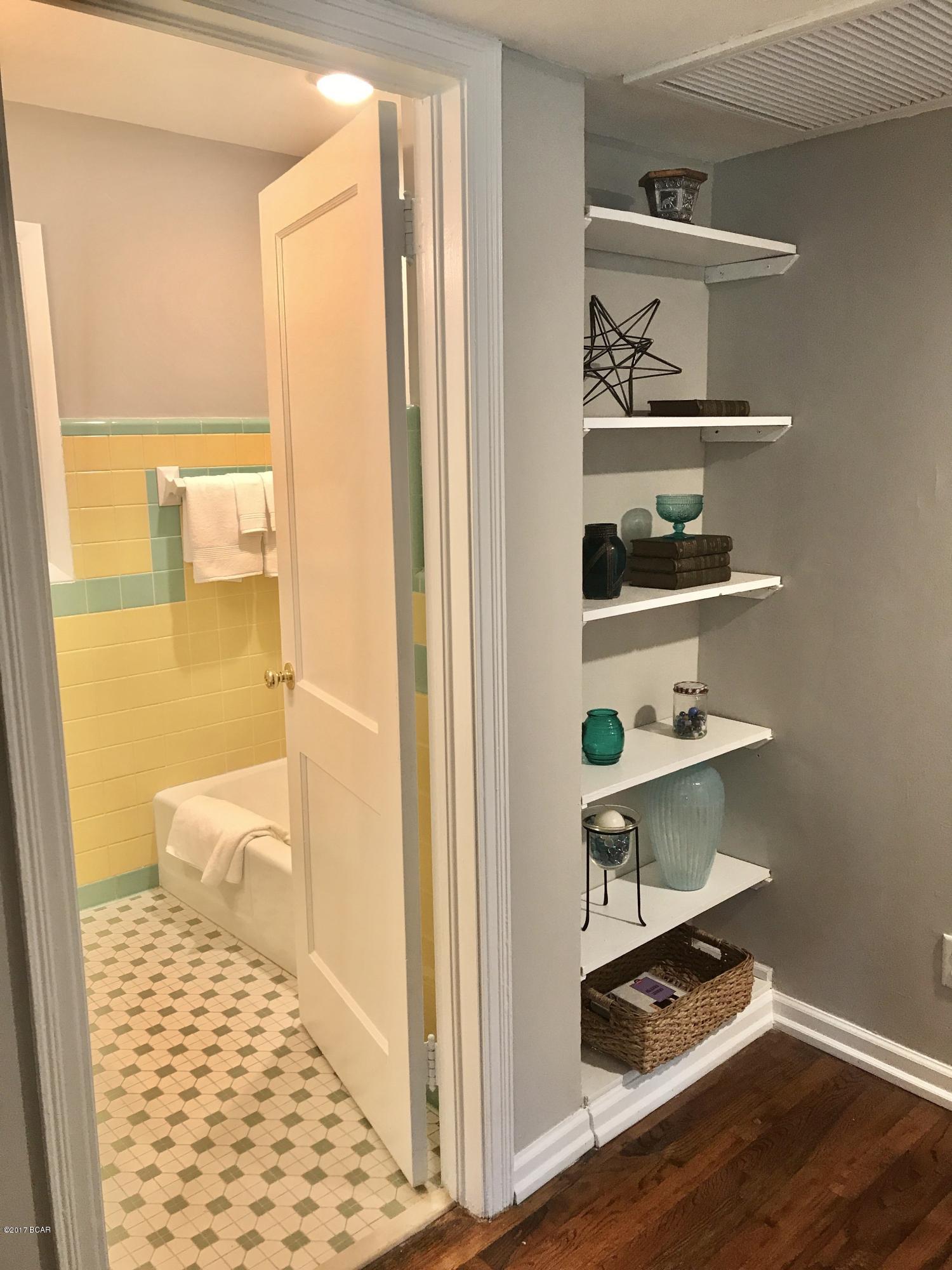 Cove Terrace 3rd Add - Residential