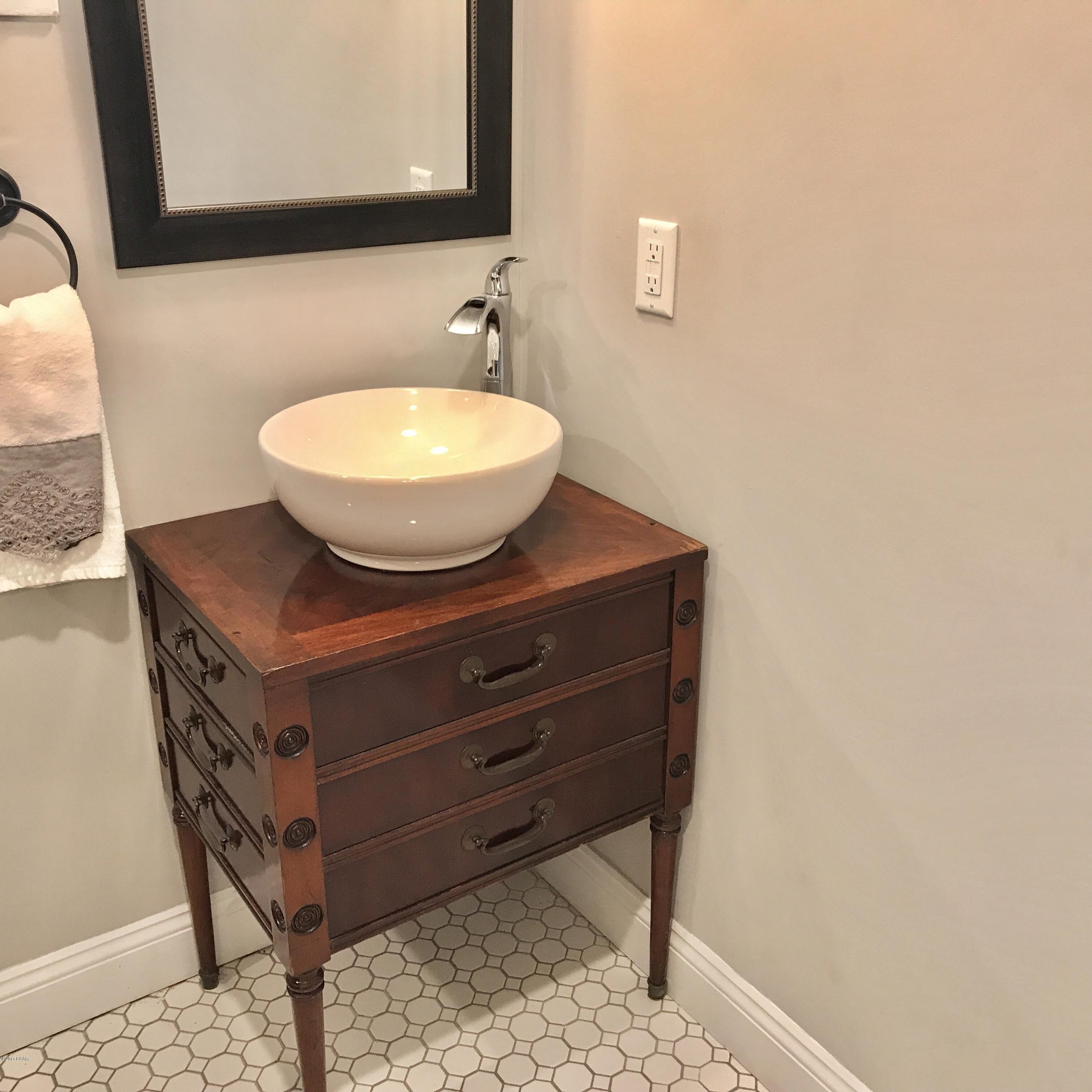 Cove Terrace 3rd Add - Residential