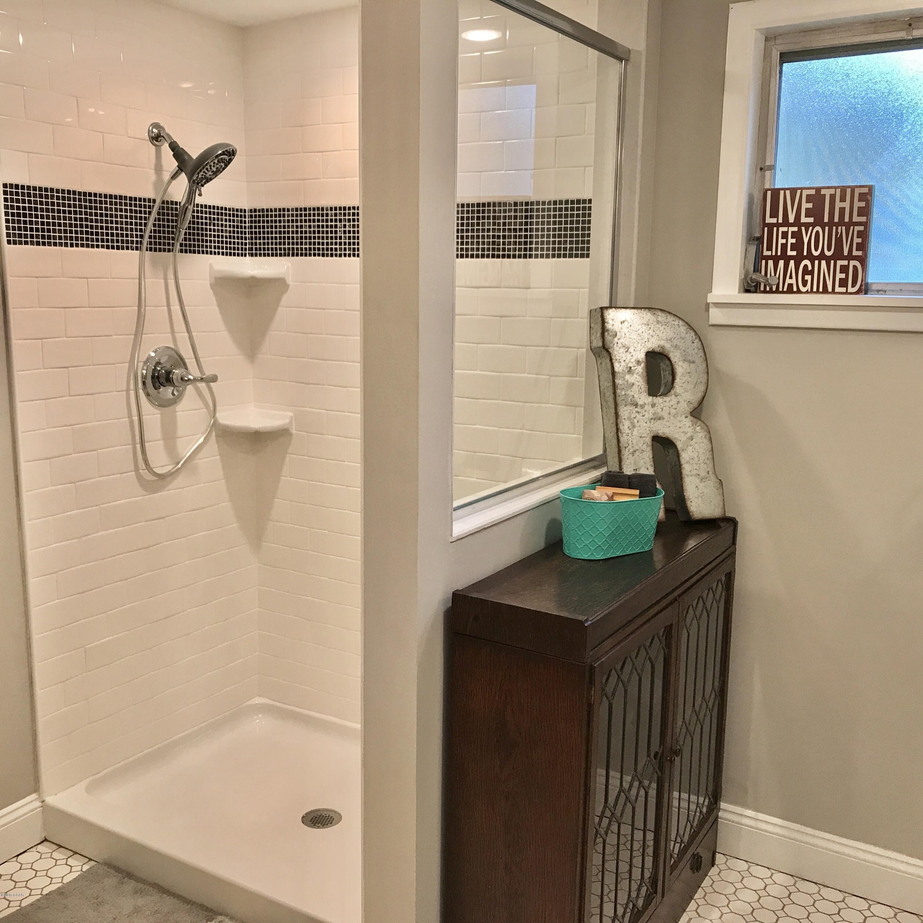 Cove Terrace 3rd Add - Residential