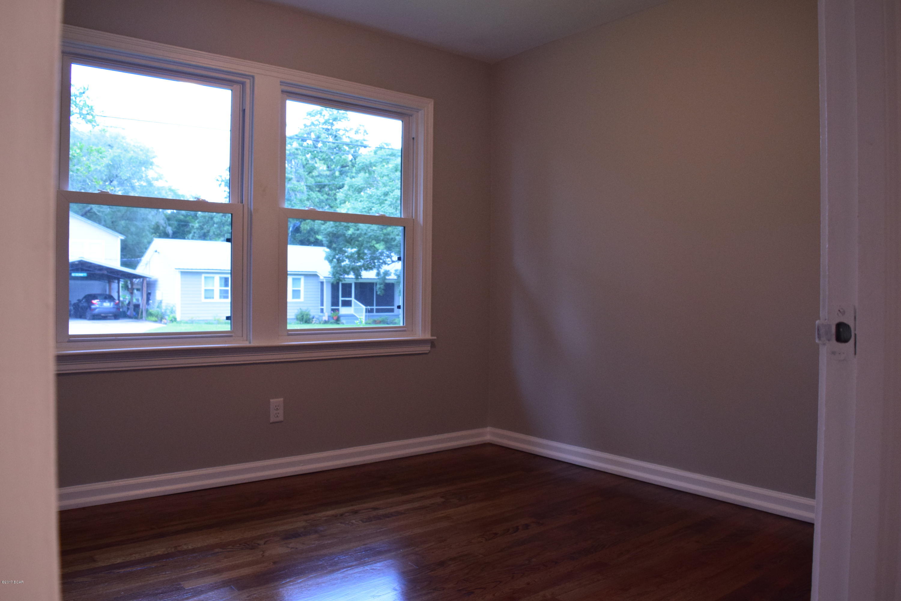 Cove Terrace 3rd Add - Residential