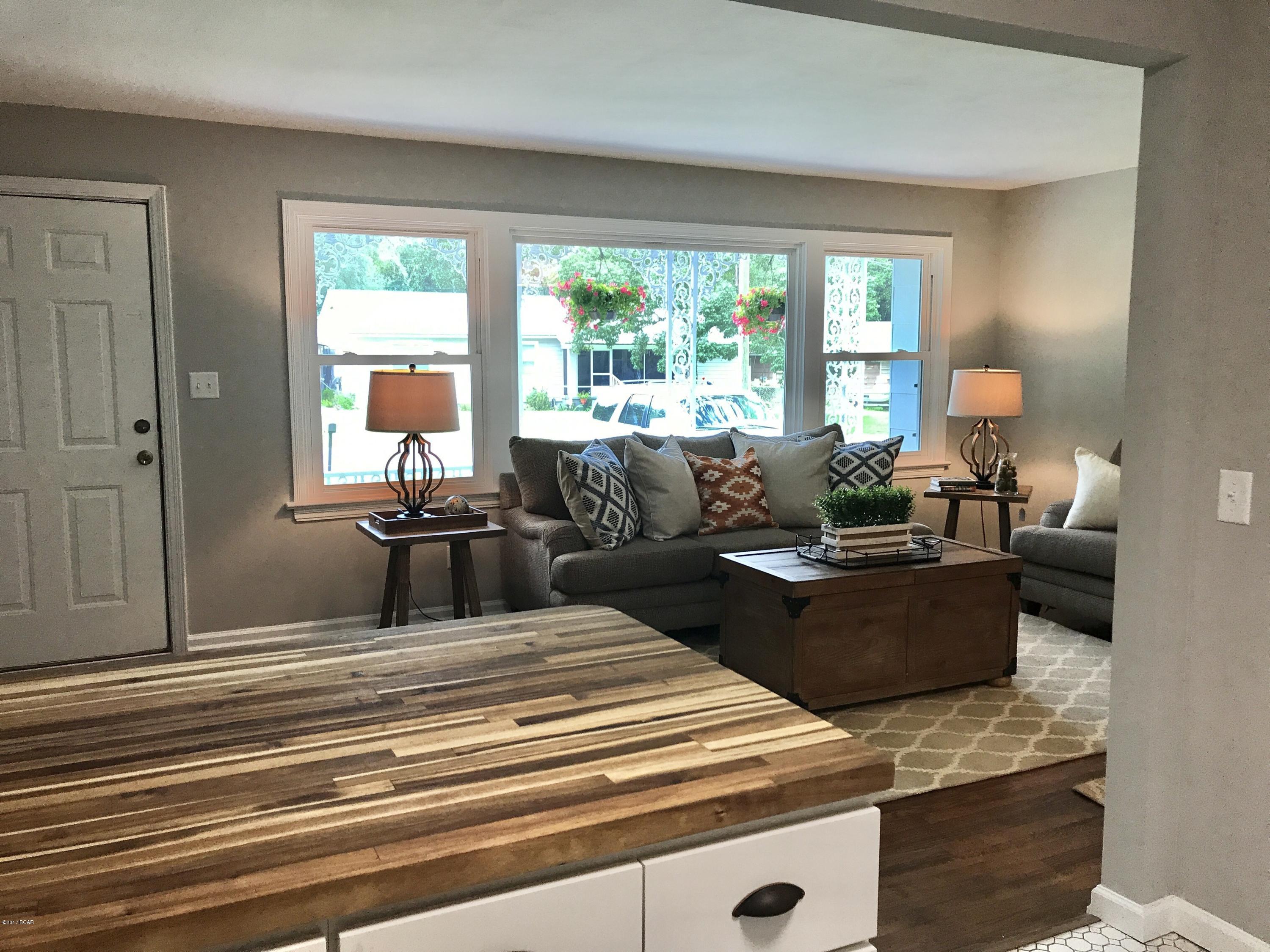 Cove Terrace 3rd Add - Residential